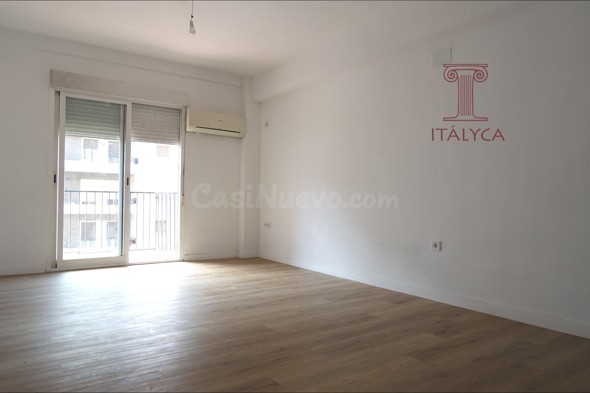 Piso de tres dormitorios con terraza en Virgen de Luján