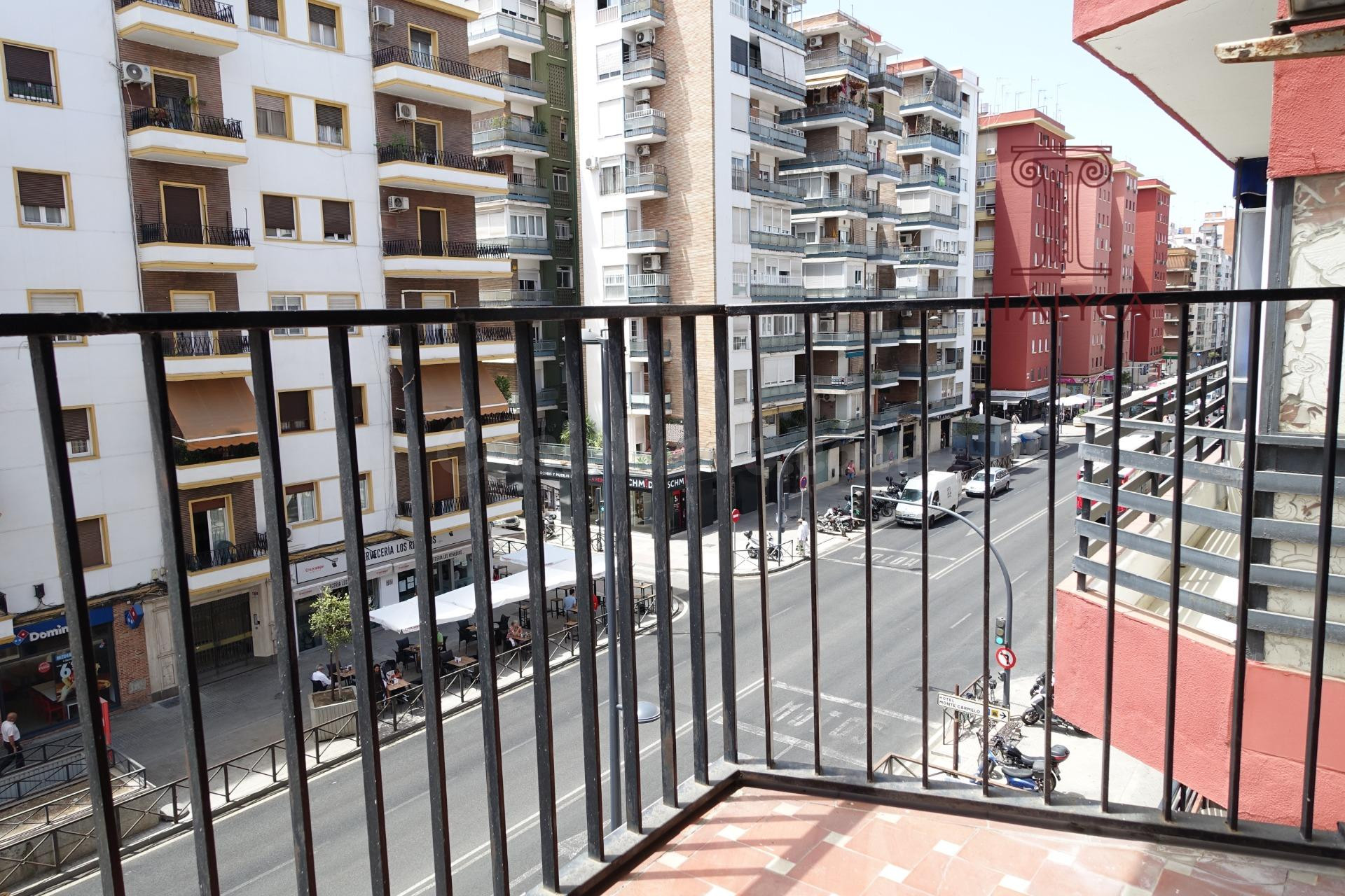 Piso de tres dormitorios con terraza en Virgen de Luján - foto 2