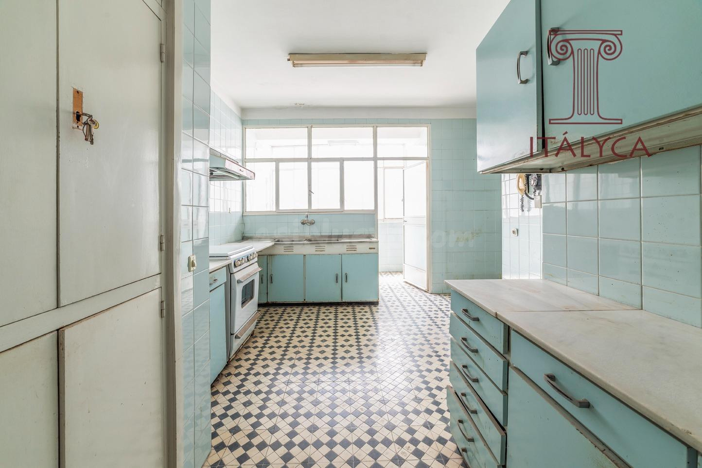 Exclusiva vivienda de gran superficie en calle San Eloy - foto 5