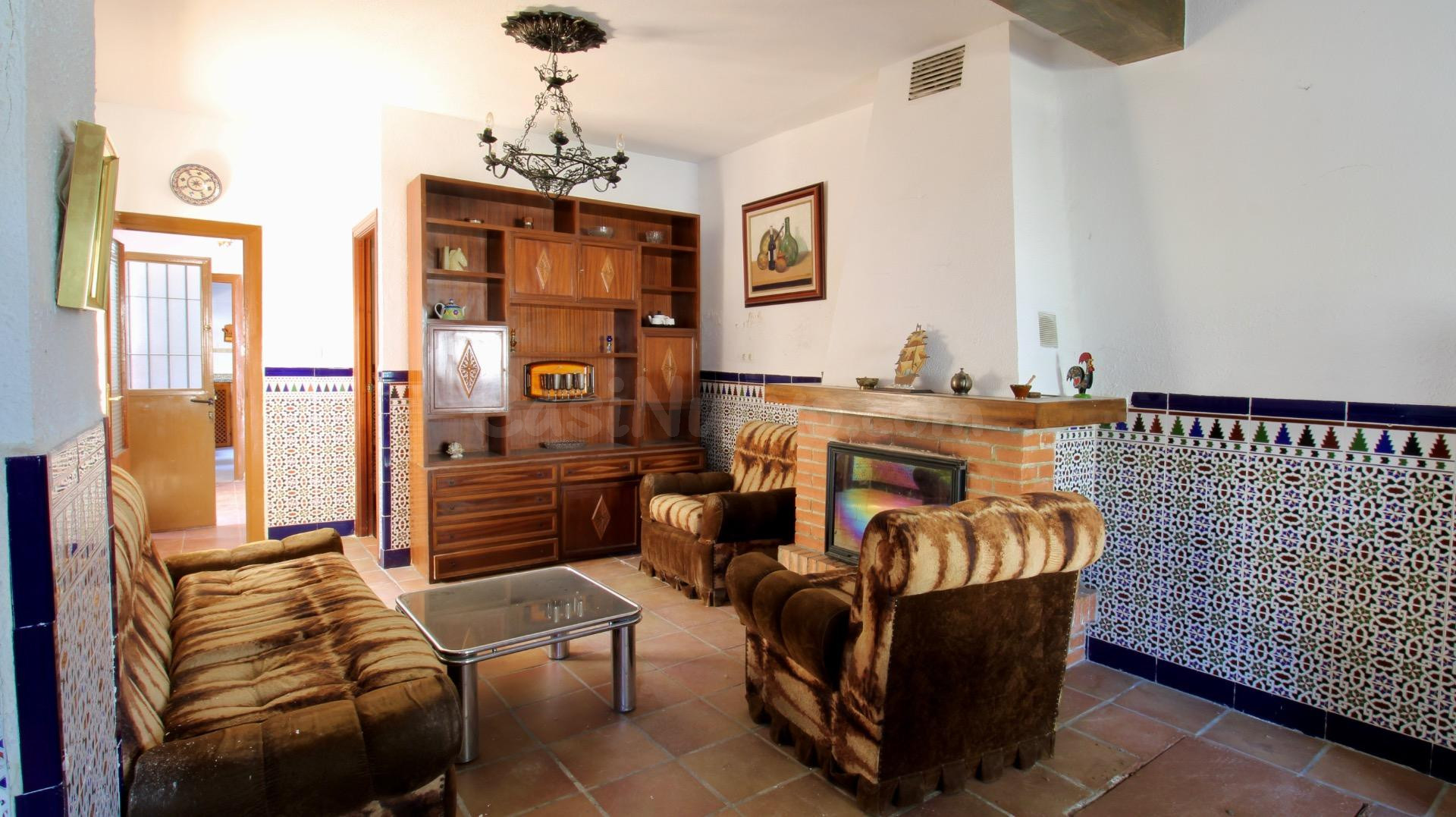 CASA DE 224 M2 CONSTRUIDOS, 5 DORMITORIOS, PATIO Y TERRAZA – - foto 4