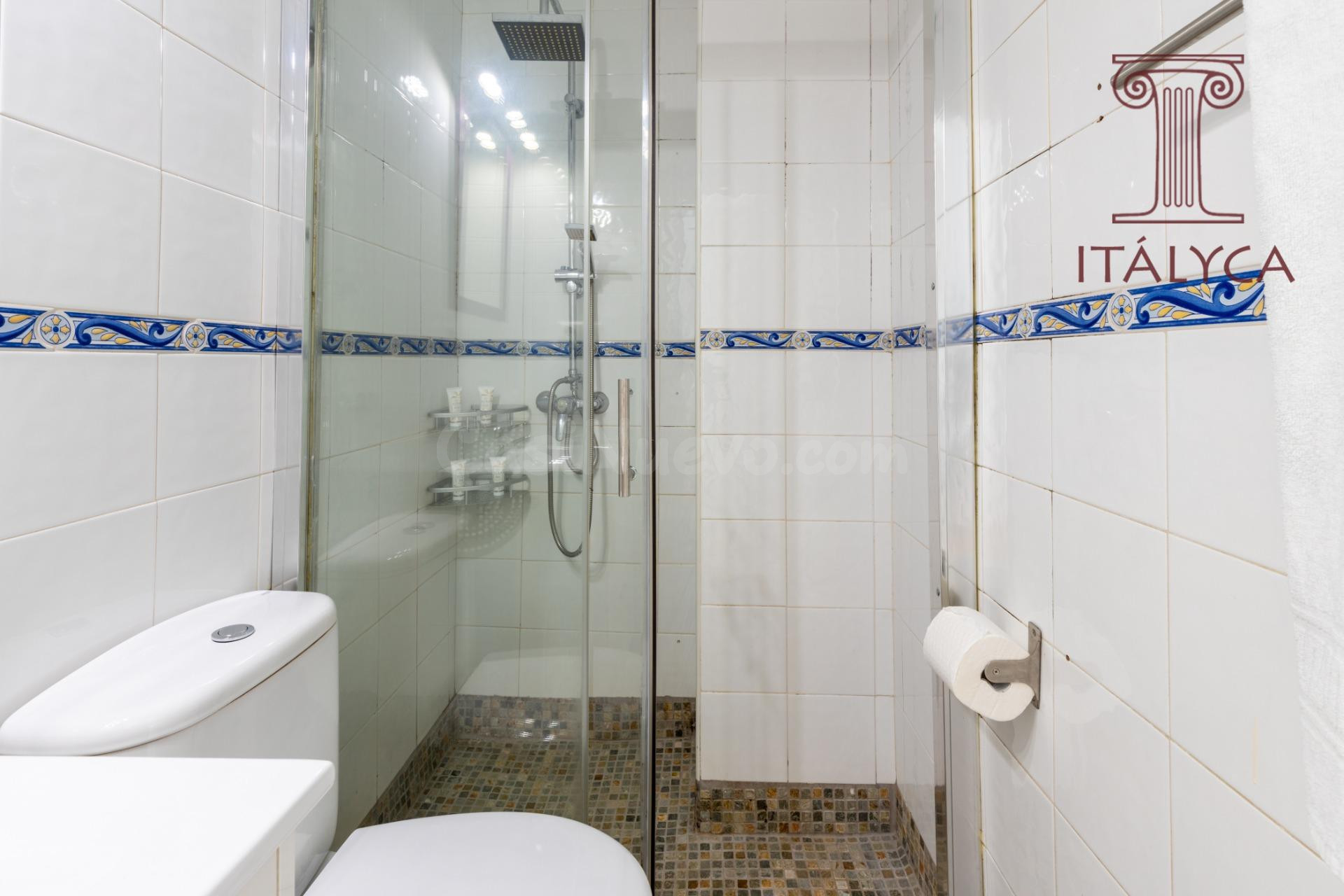 Apartamento de un dormitorio con licencia turística - foto 4