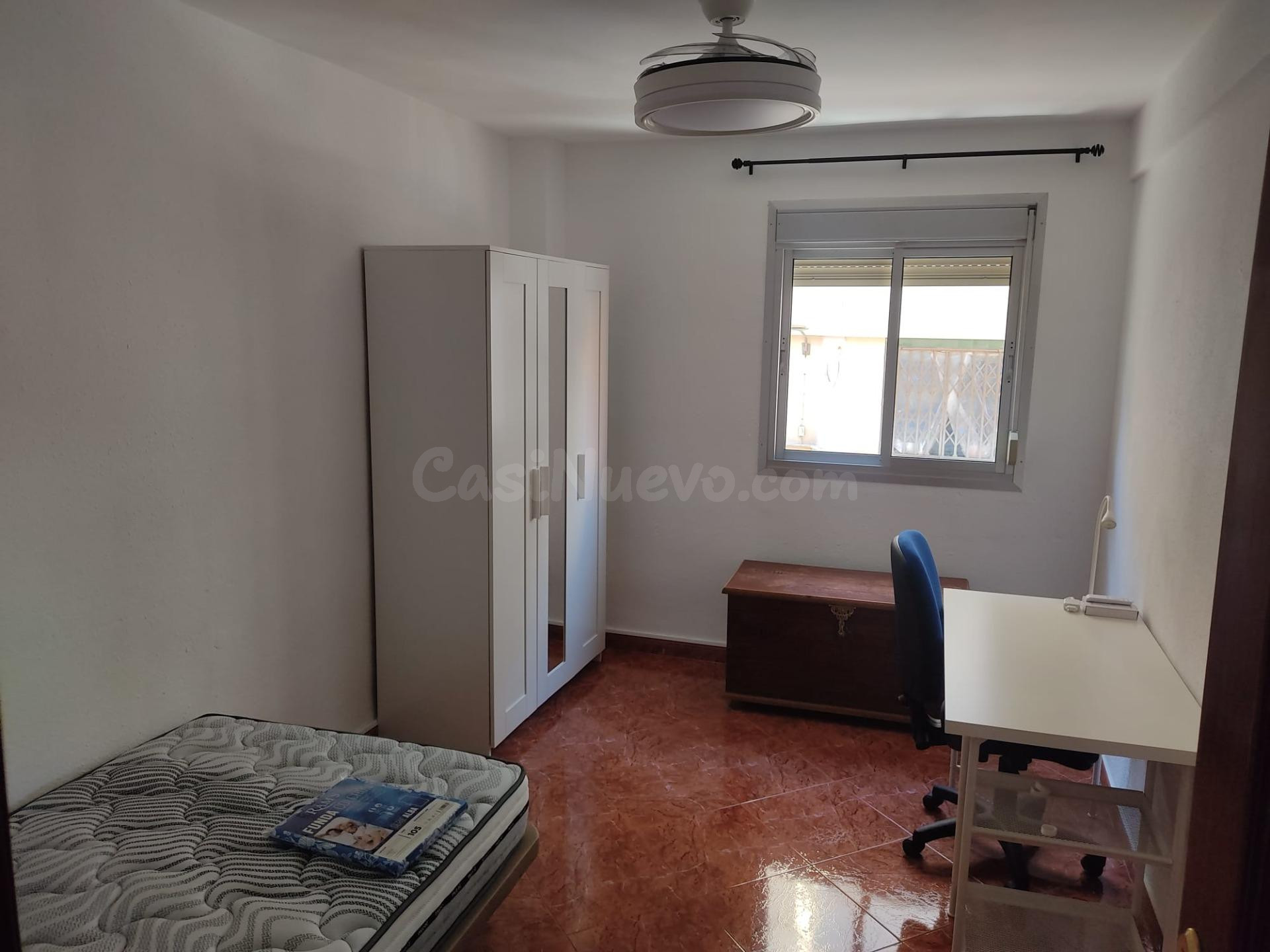 Piso 4 habitaciones 125m² en alquiler - Hospital - foto 4