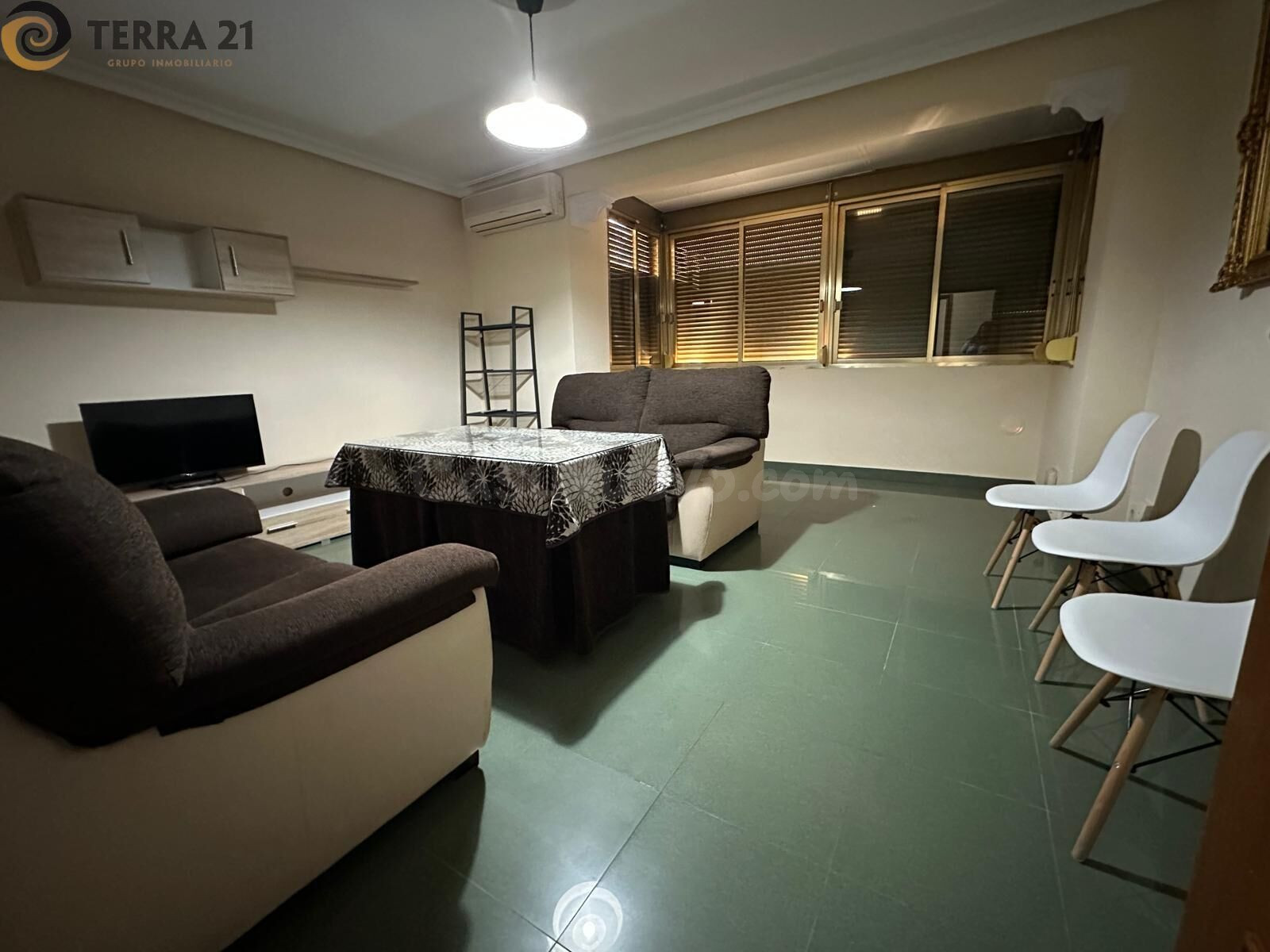 ALQUILER DE PISO POR habitaciones O COMPLETO
