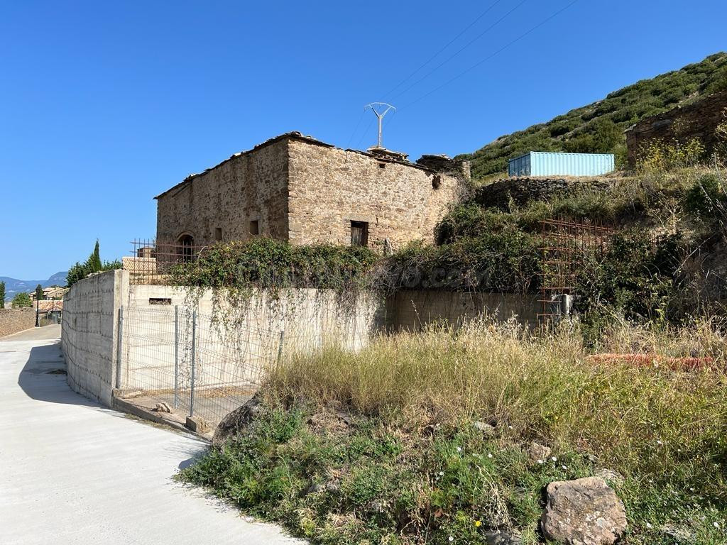 VENTA DE SUELO URBANO EN ARRES - foto 4