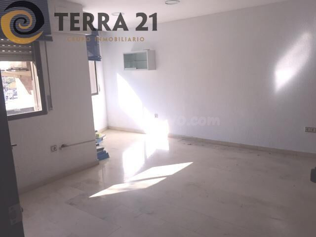 VENTA PISO PASEO DE LA ESTACIÓN - foto 2