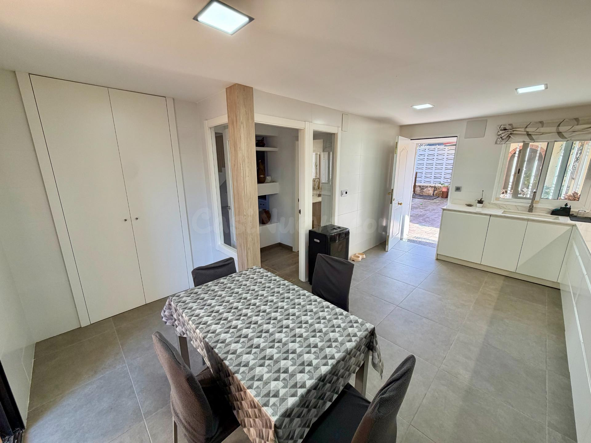 Chalet independiente reformado en Monte Real (Torrent) con a - foto 3