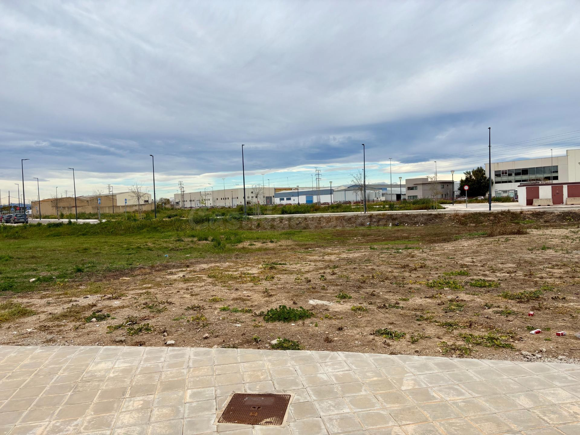 Oportunidad de Inversión: Solar en Silla, Comunidad Valencia - foto 2
