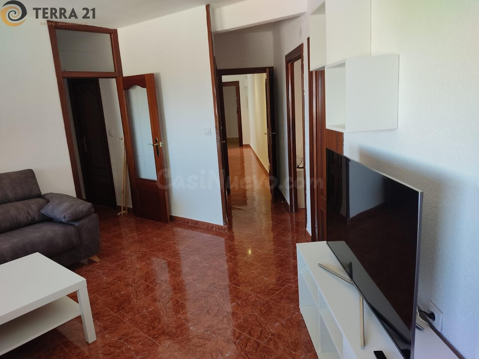 Vivienda de 4 habitaciones para chicas estudiantes - foto 2
