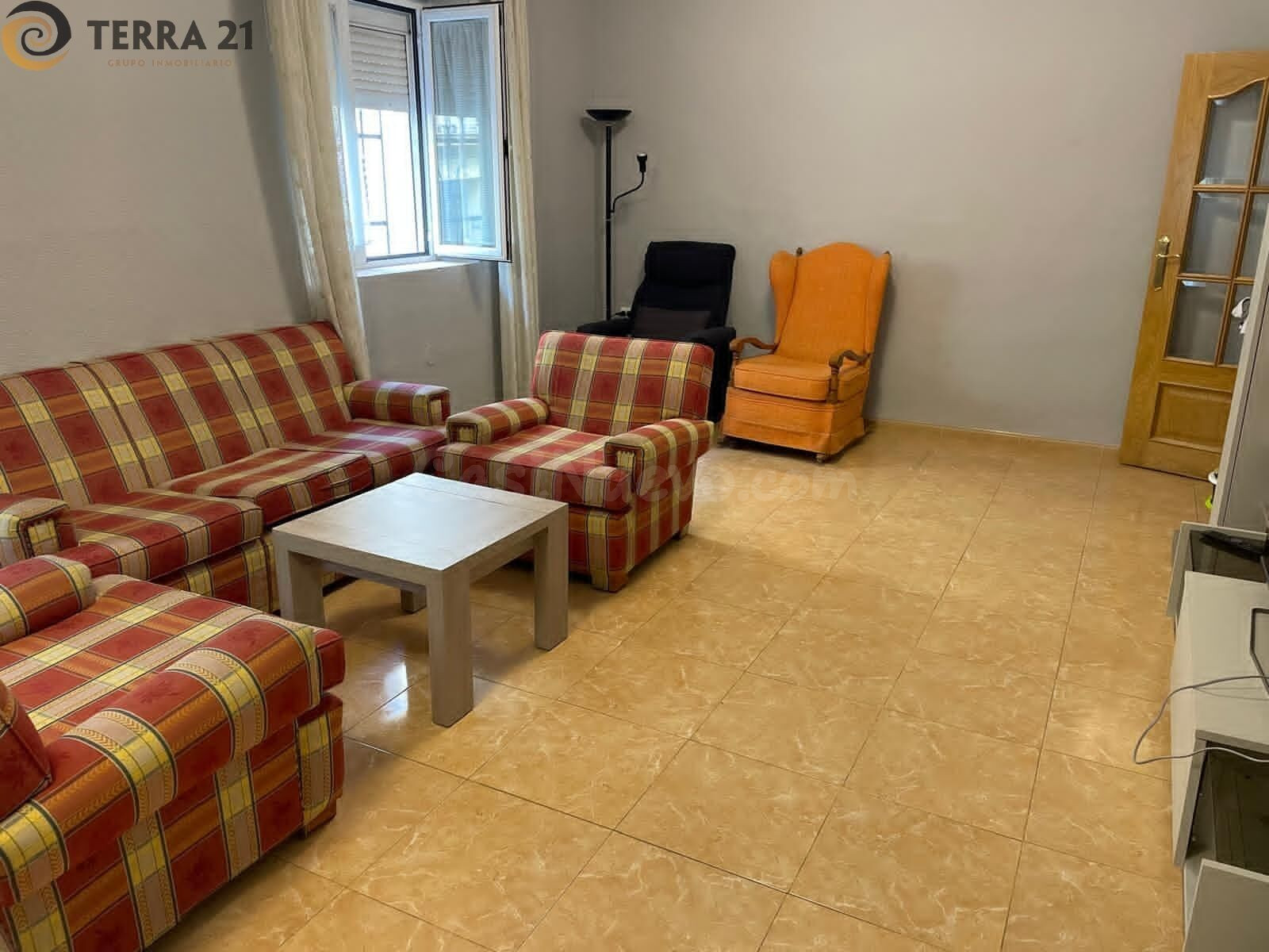 HABITACIÓN PARA ESTUDIANTES ZONA CORTE INGLÉS
