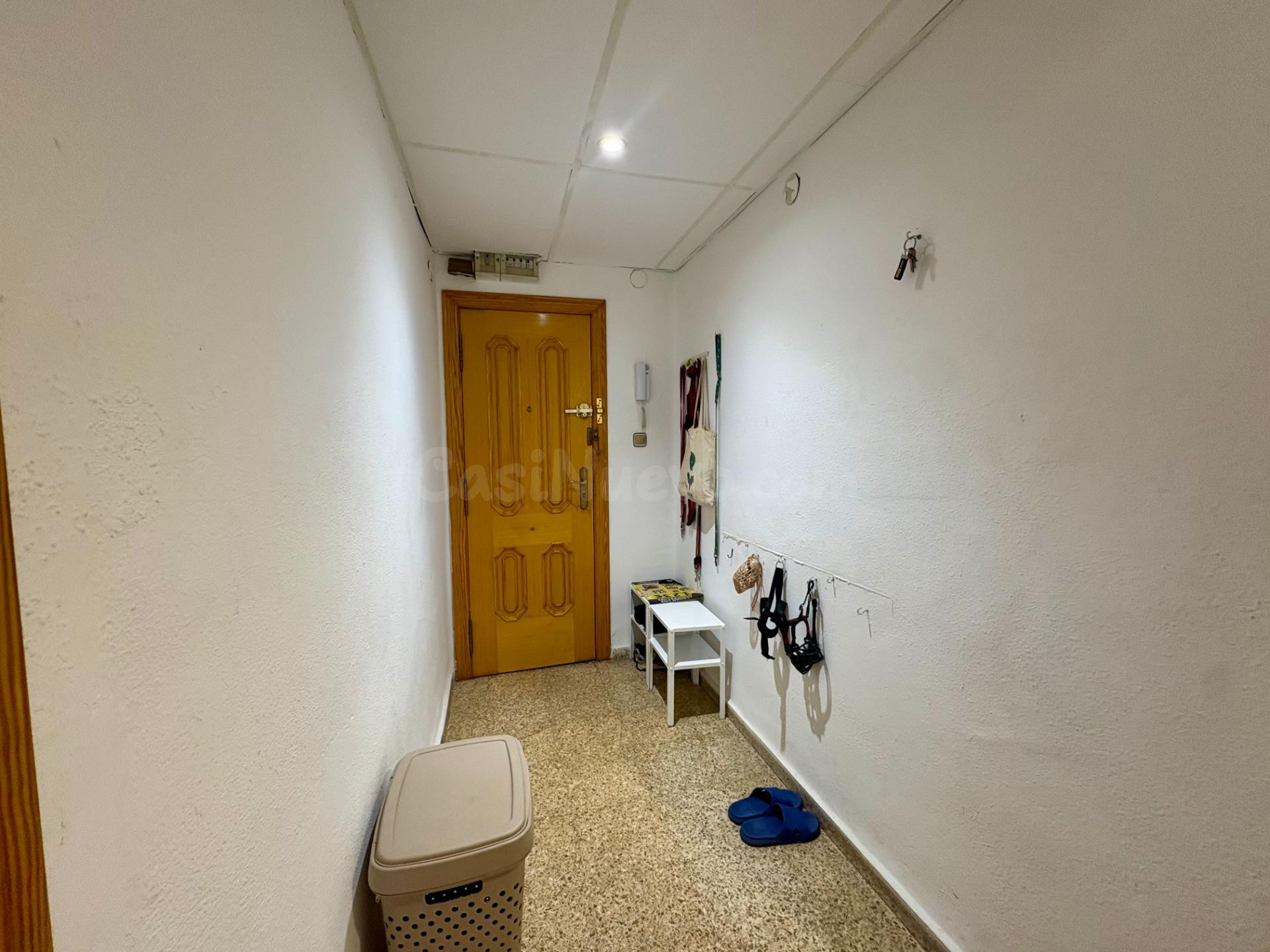 Amplio y acogedor piso en Silla, SIN ASCENSOR  por €135.000 - foto 4