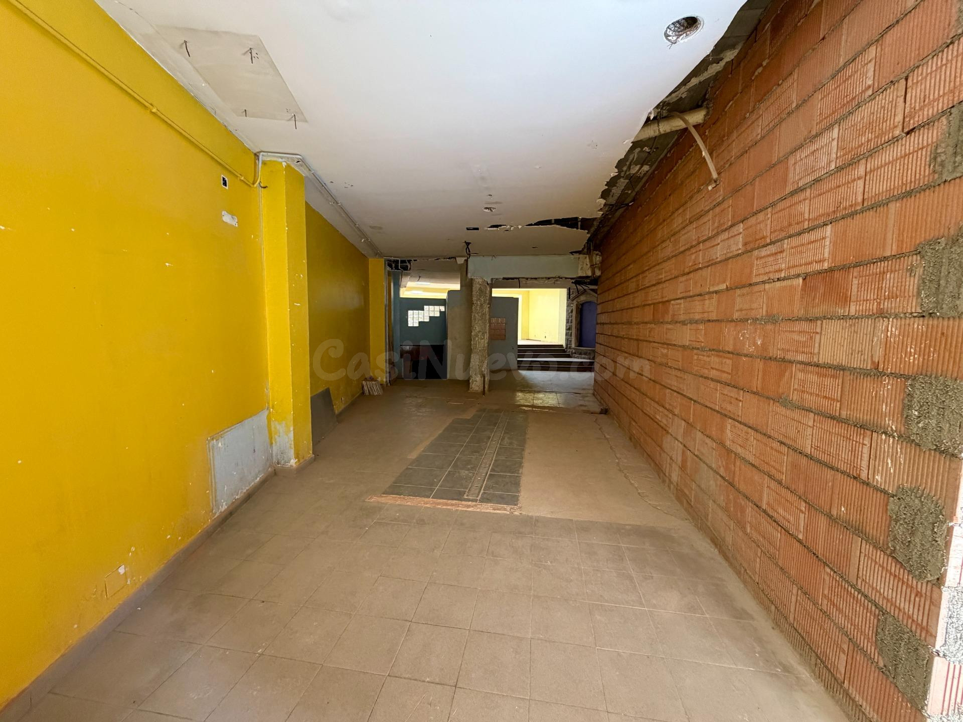 Local Comercial en C/ Ramiro I 18 - Jaca - foto 5