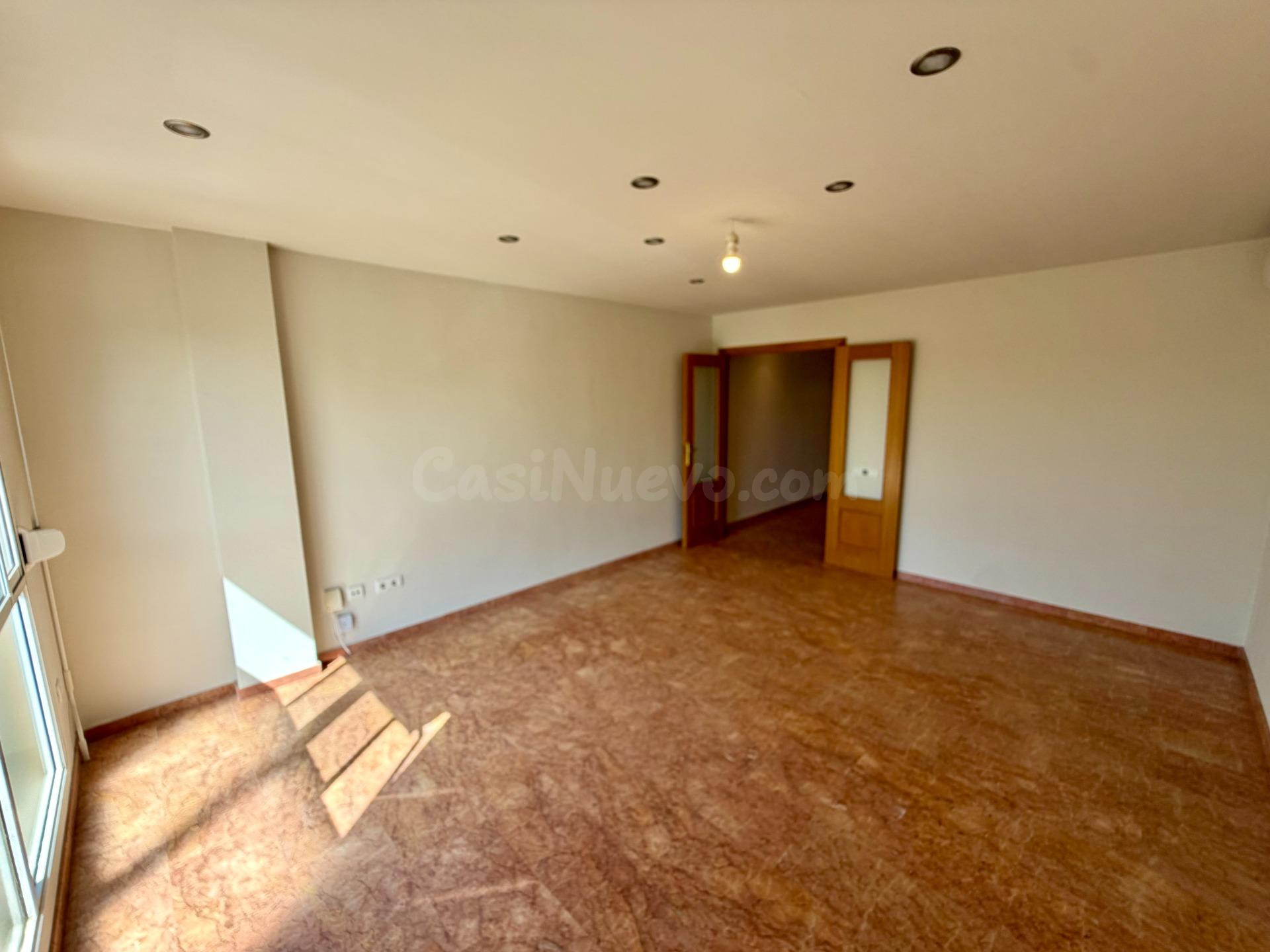 Vivienda de 3 habitaciones, 2 baños y galería en Almussafes - foto 2