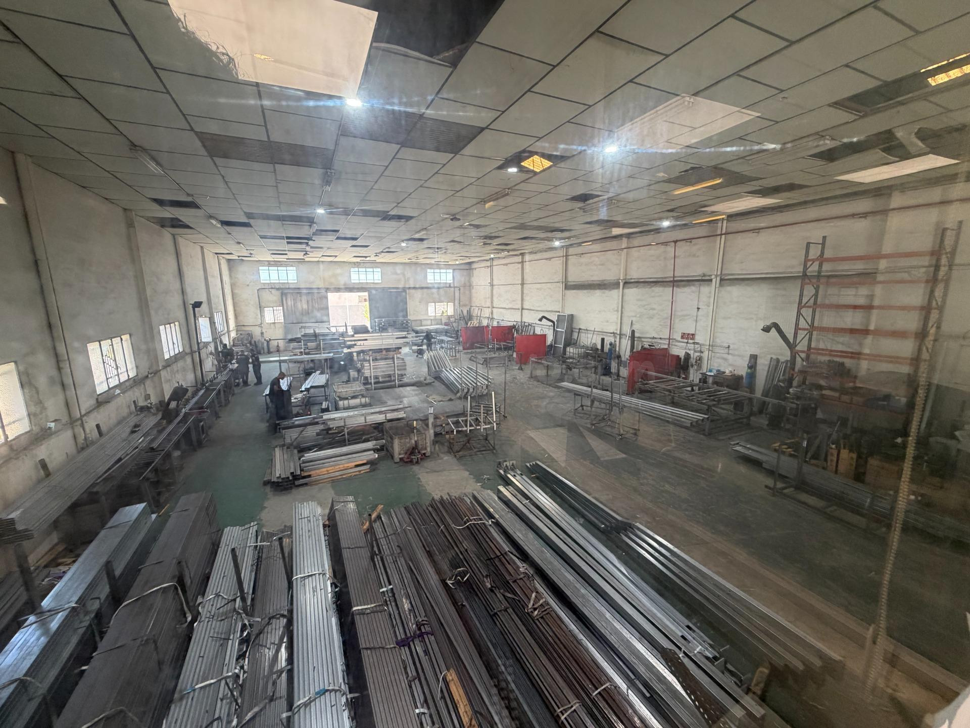 Nave industrial 1359m² en venta - 46469 - foto 4