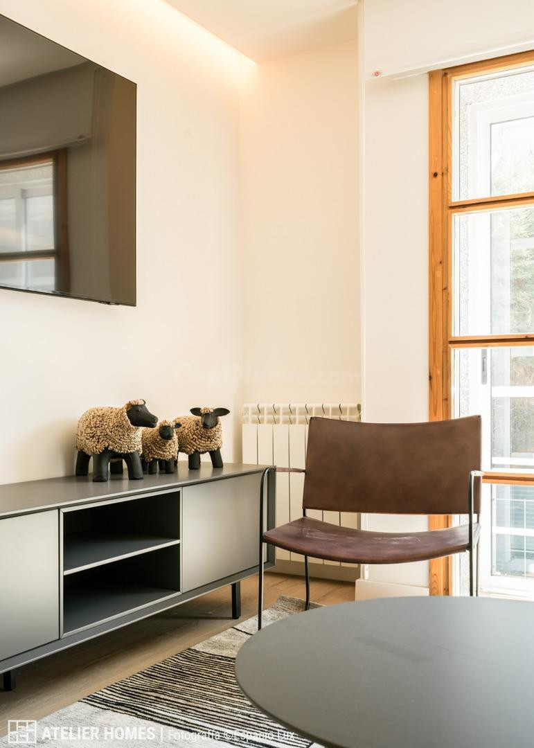 Chalet adosado de diseño completamente reformado en Jaca - foto 4