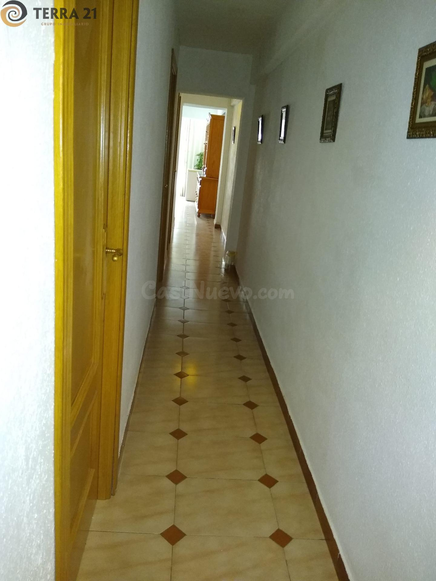 Piso para estudiantes en zona céntrica y muy bien comunicada - foto 3