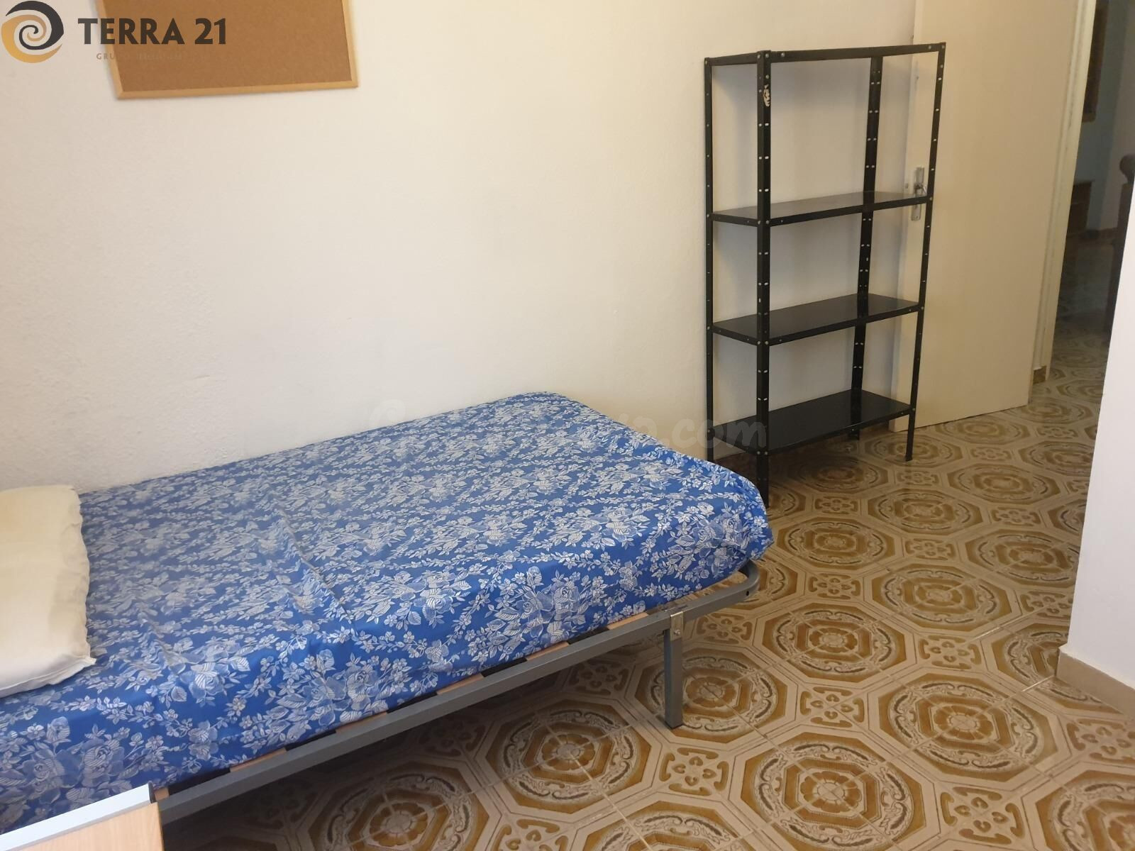 ESTUDIANTES Amplio y Cómodo Piso en el Gran Eje de Jaén - Al - foto 5