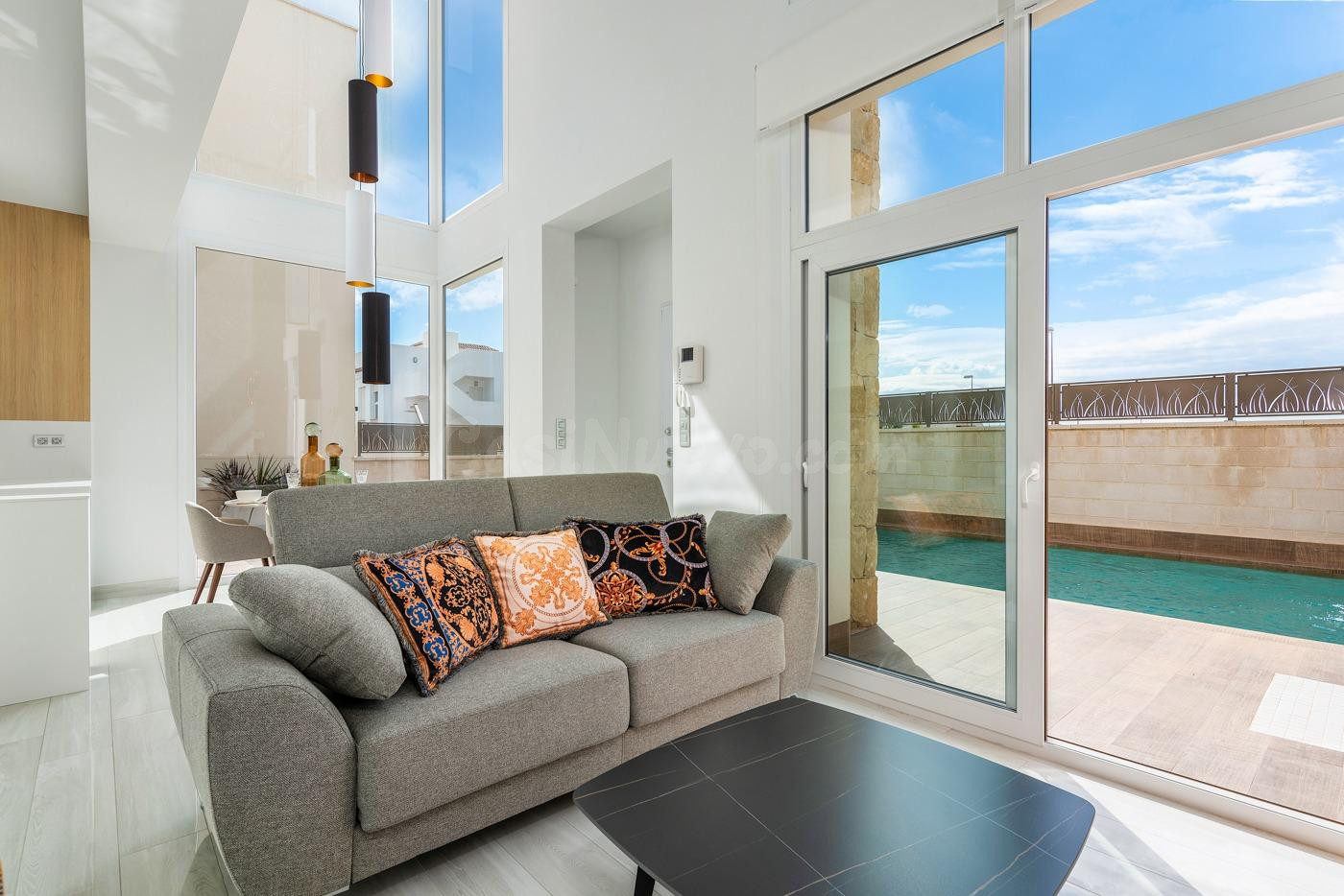 Bonita urbanización de villas con piscina privada listas para mudarse - foto 2