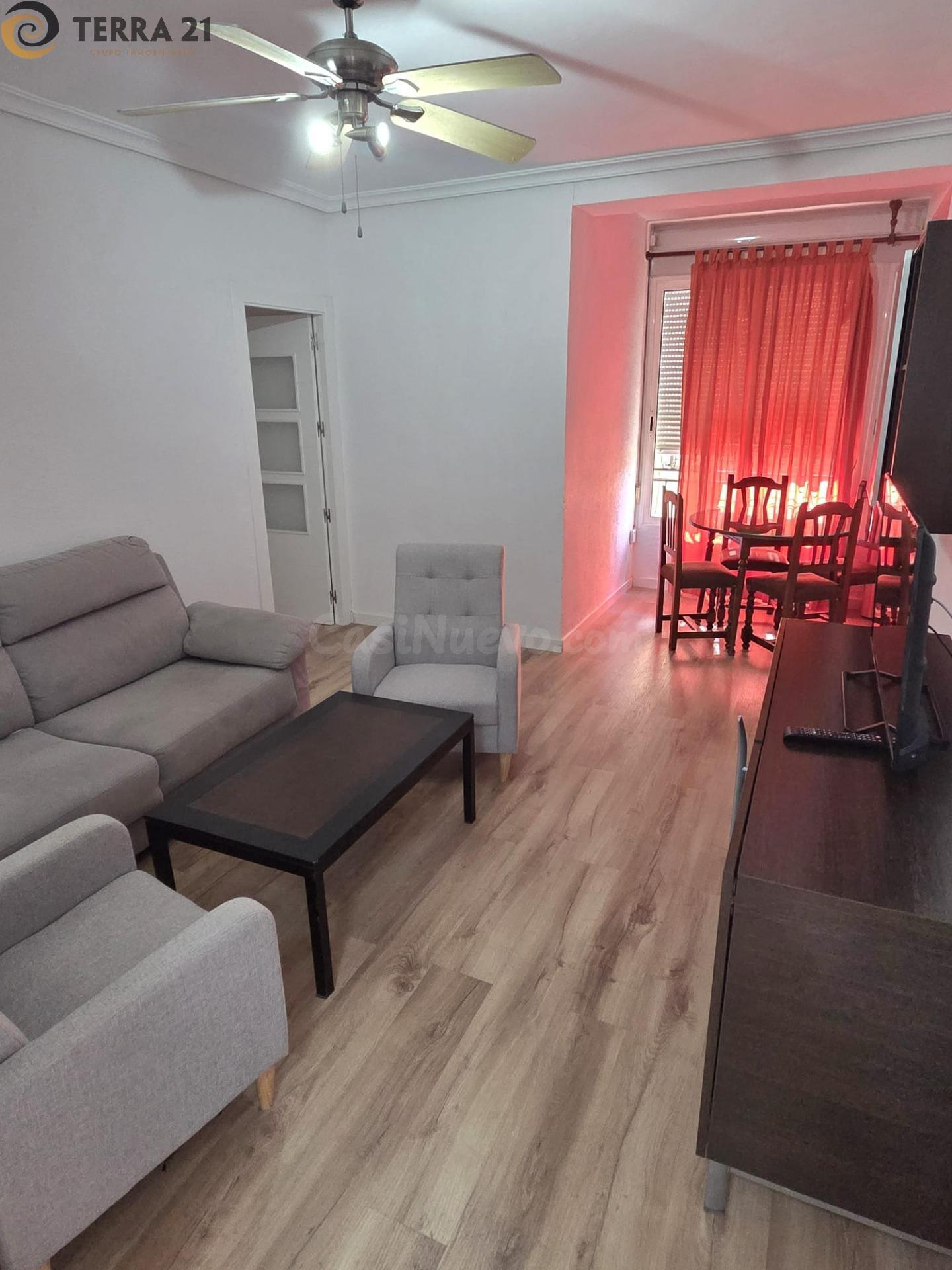 Piso de 4 habitaciones para estudiantes en Av. Madrid
