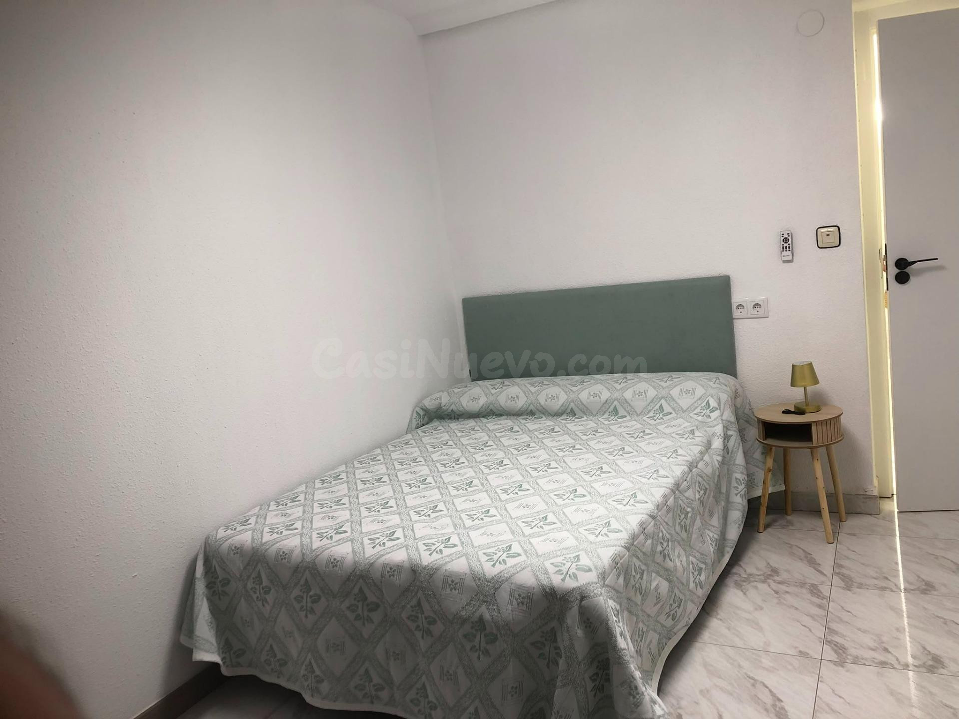 Habitación en Alquiler en Jaén - Ideal Ubicación cerca de Re
