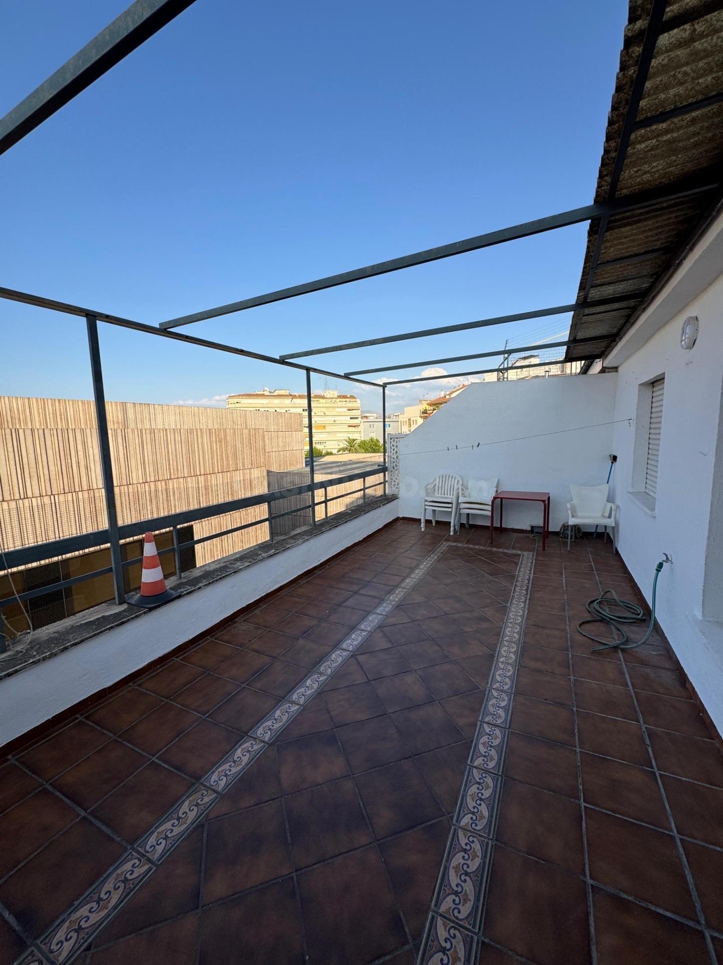 Habitación en Jaén zona Hospital 220 € mes