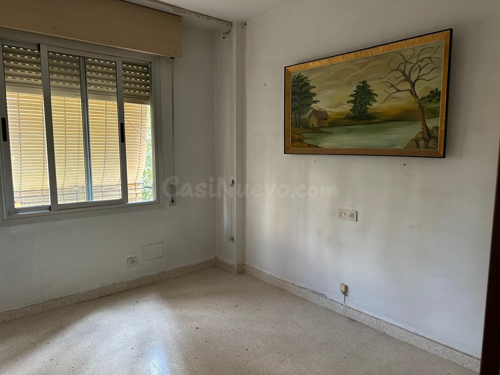 Piso con gran potencial en la zona del Valle – Jaén capital - foto 3