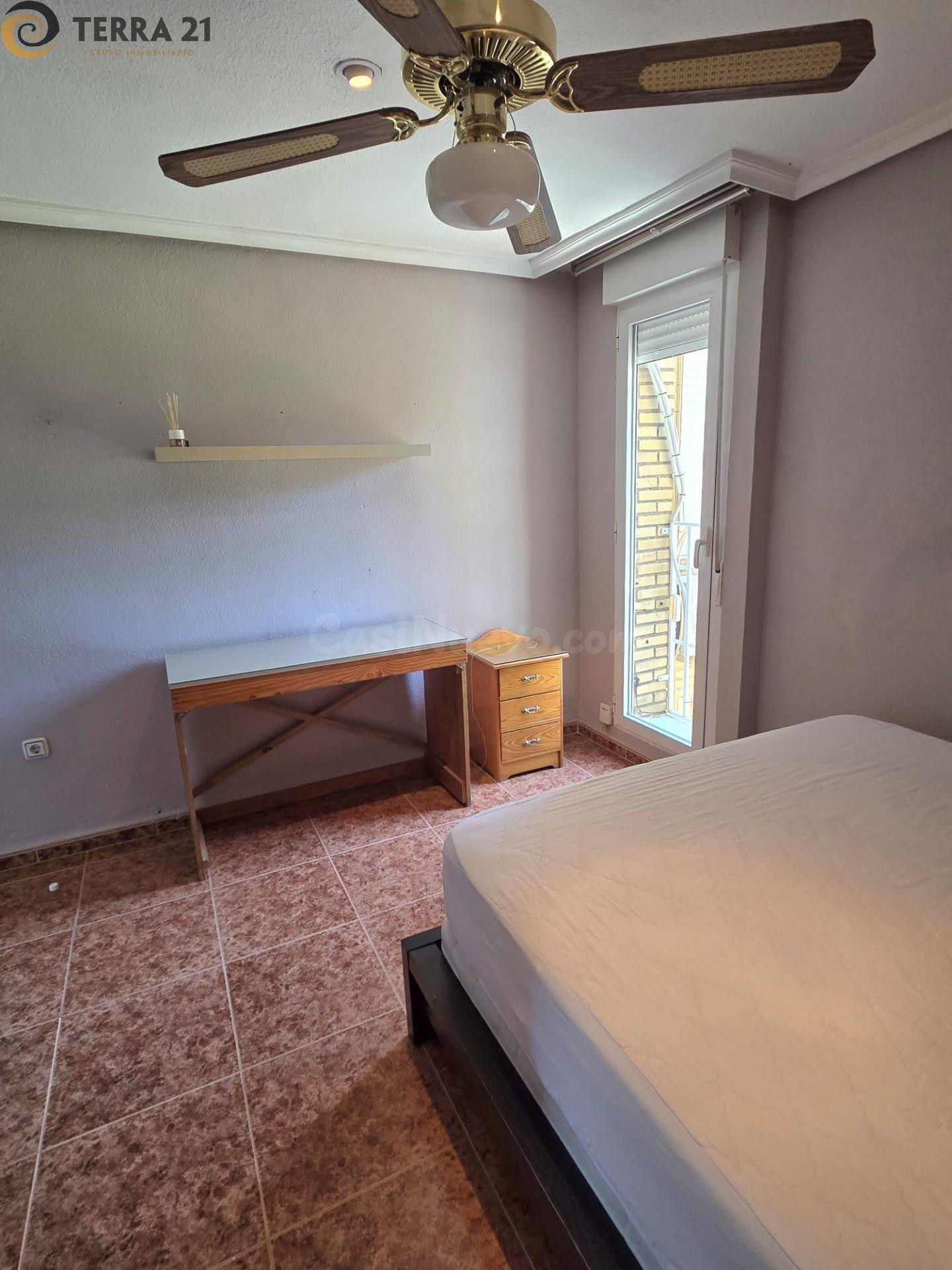 habitaciones en alquiler para chicas estudiantes junto a Don - foto 4