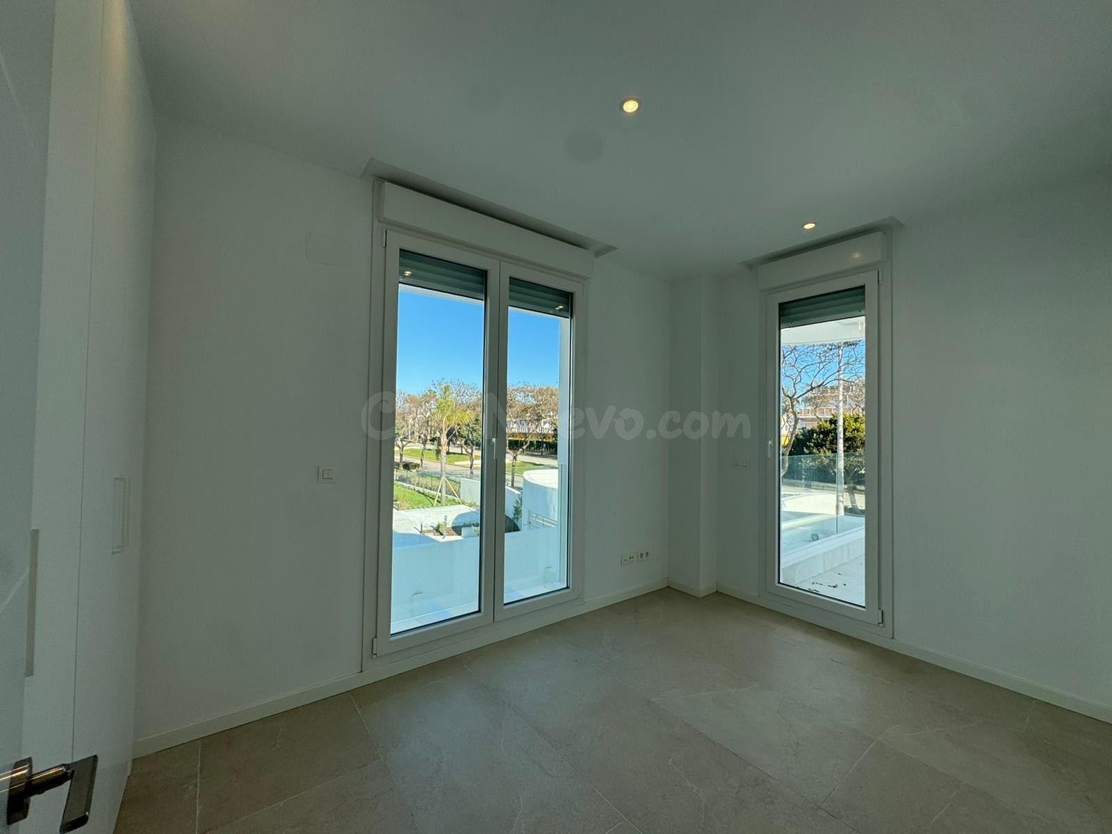LUJOSO APARTAMENTO A ESTRENAR - foto 2