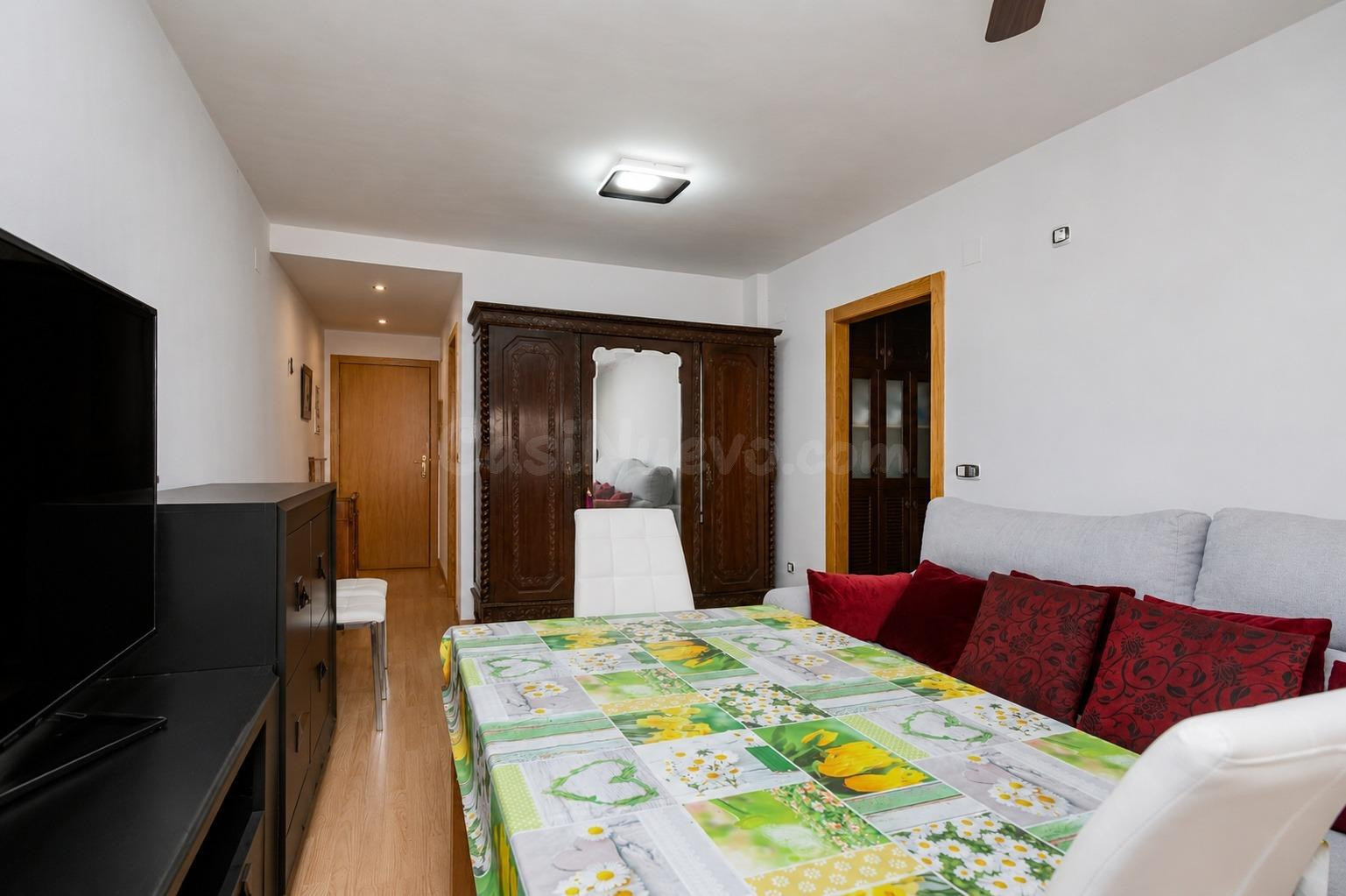 Amplio piso de 1 dormitorio con patio - foto 5