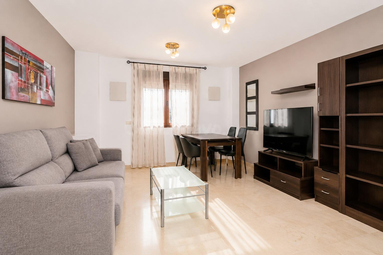 Piso de 1 dormitorio en La Zubia - foto 4