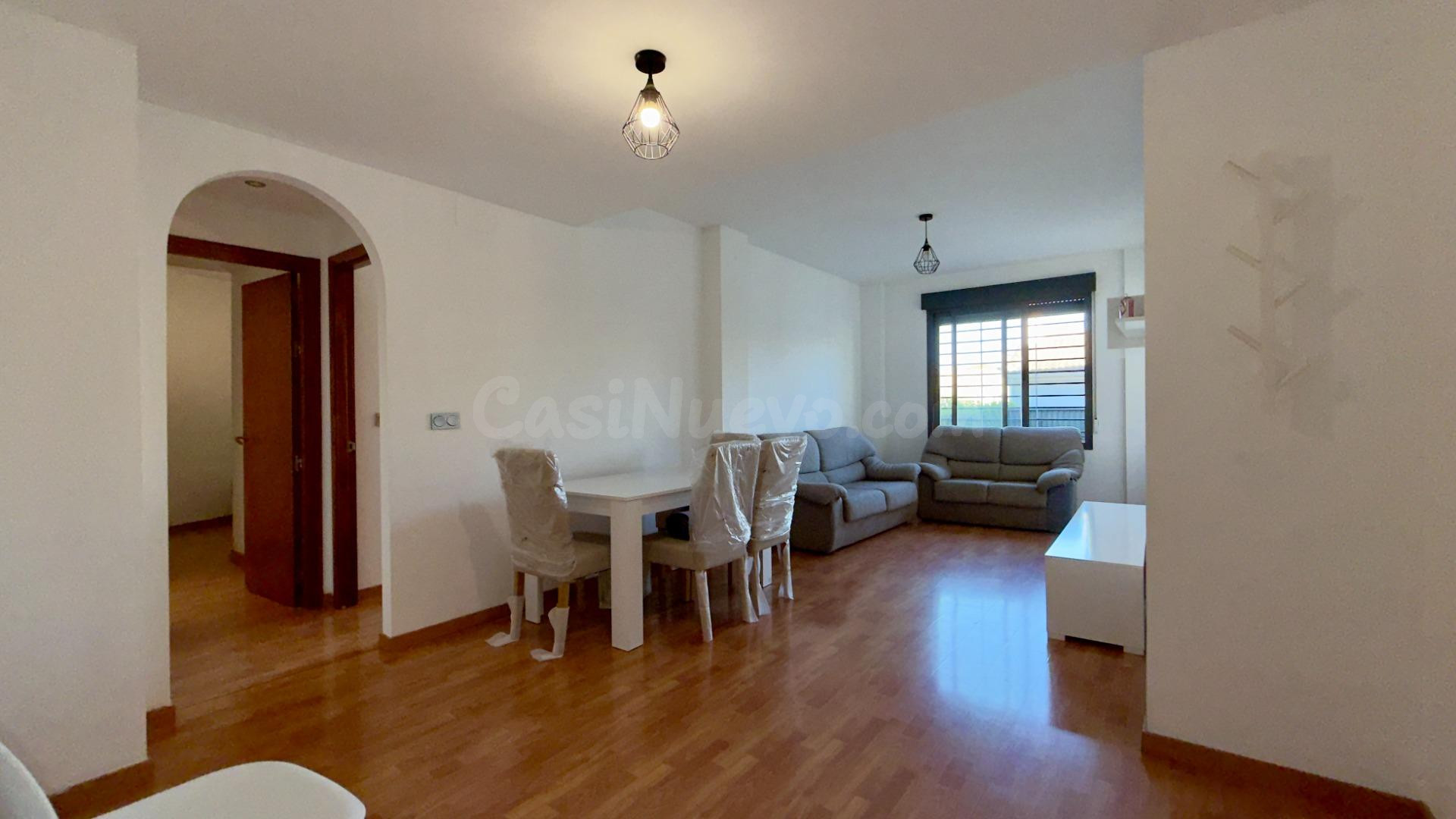 PISO EN ALQUILER DE 2 DORMITORIOS CON GARAJE Y TRASTERO - foto 2