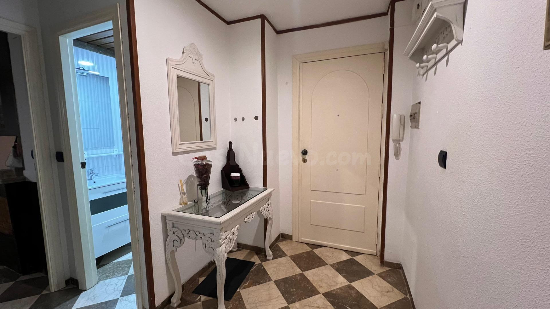 Piso de 2 dormitorios con garaje y trastero - foto 3