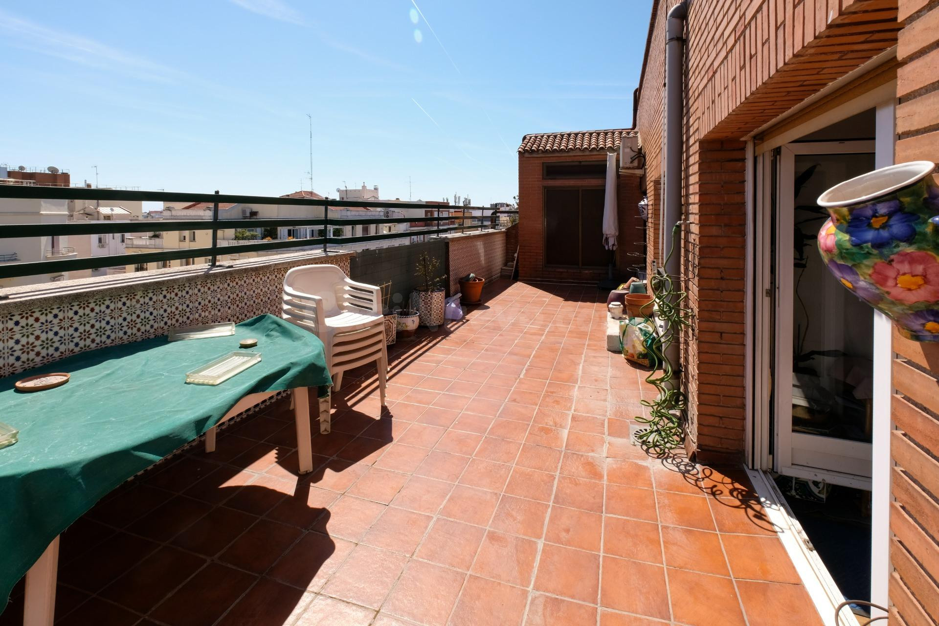 Ático en venta en calle Narváez - foto 5