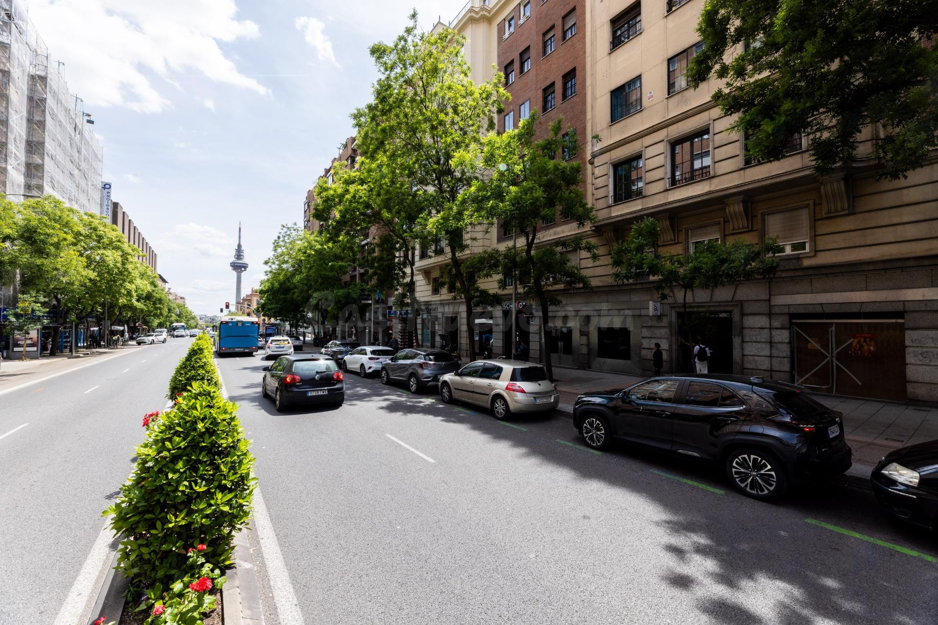 Piso señorial en O´Donell, ideal para oficina o vivienda