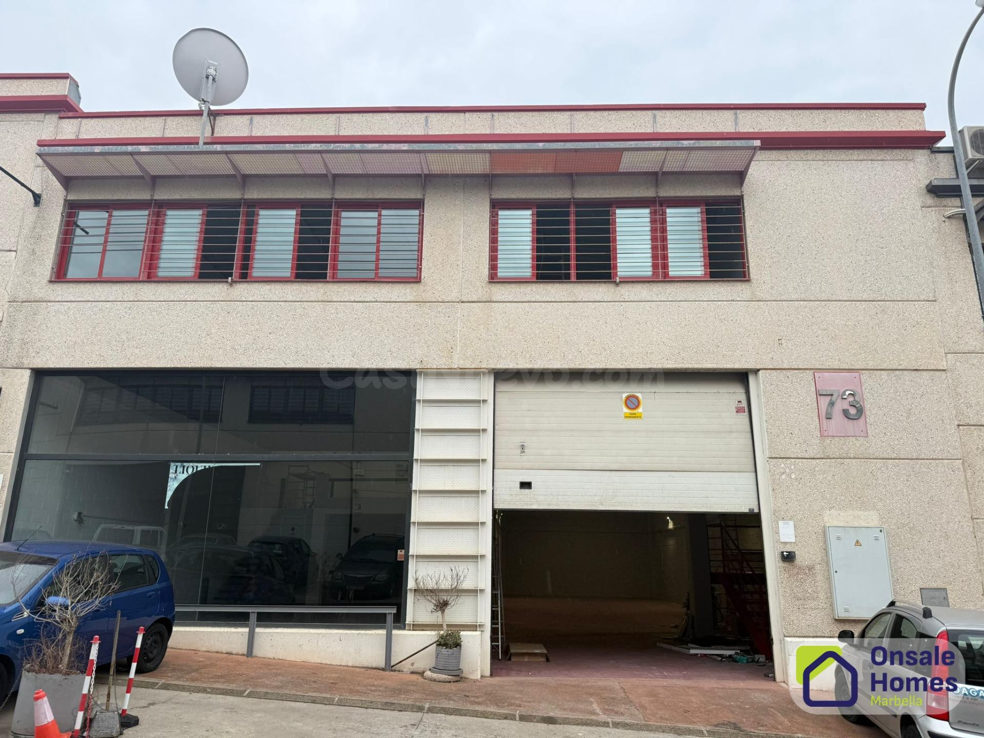 Nave Comercial en el Polígono Nueva Campana, Nueva Andalucía, Marbella