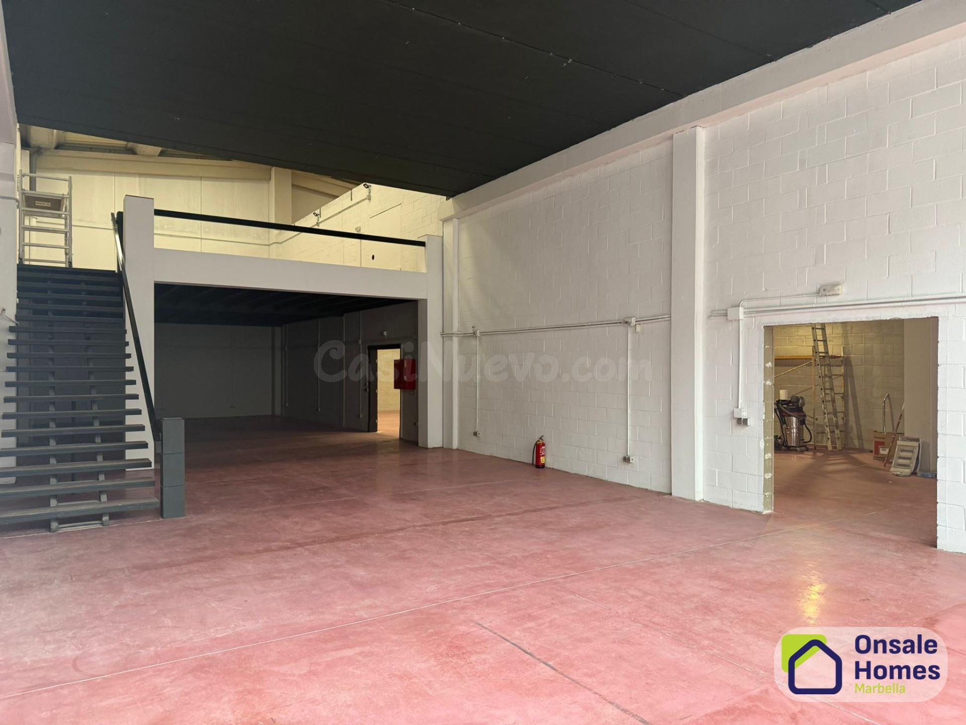 Nave Comercial en el Polígono Nueva Campana, Nueva Andalucía - foto 4