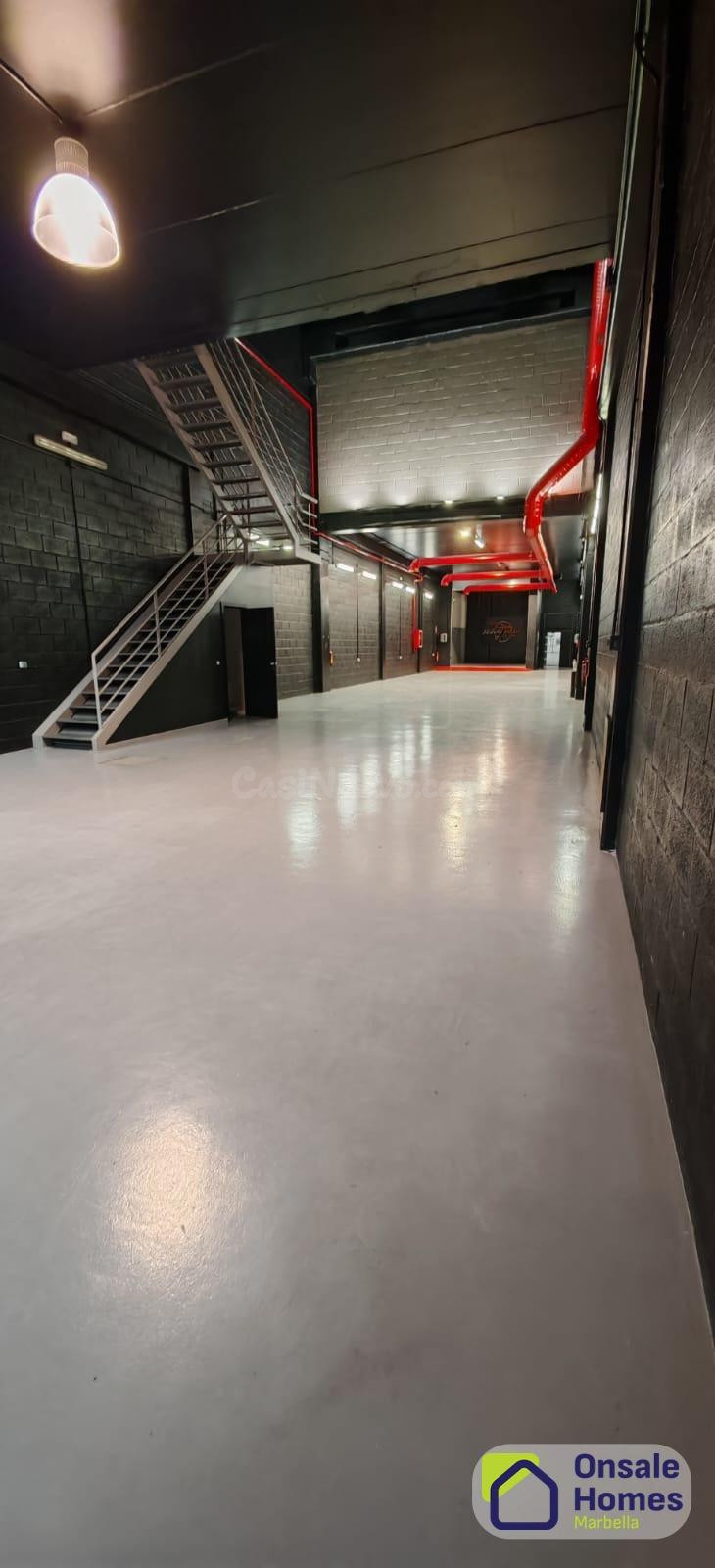 Nave Comercial en el Polígono Nueva Campana, Nueva Andalucía - foto 4