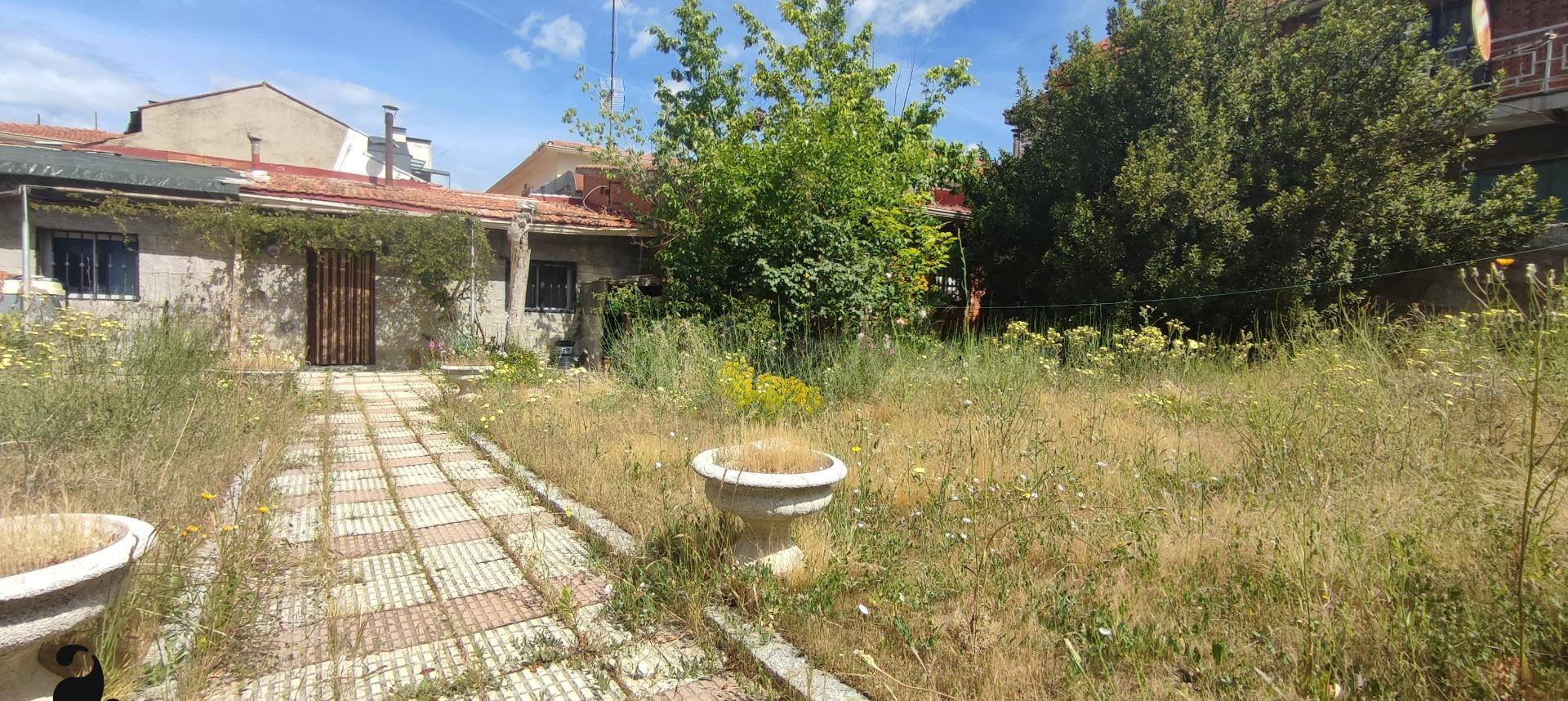 TERRENO URBANO EN EL CENTRO DE VILLALBA estación - foto 5