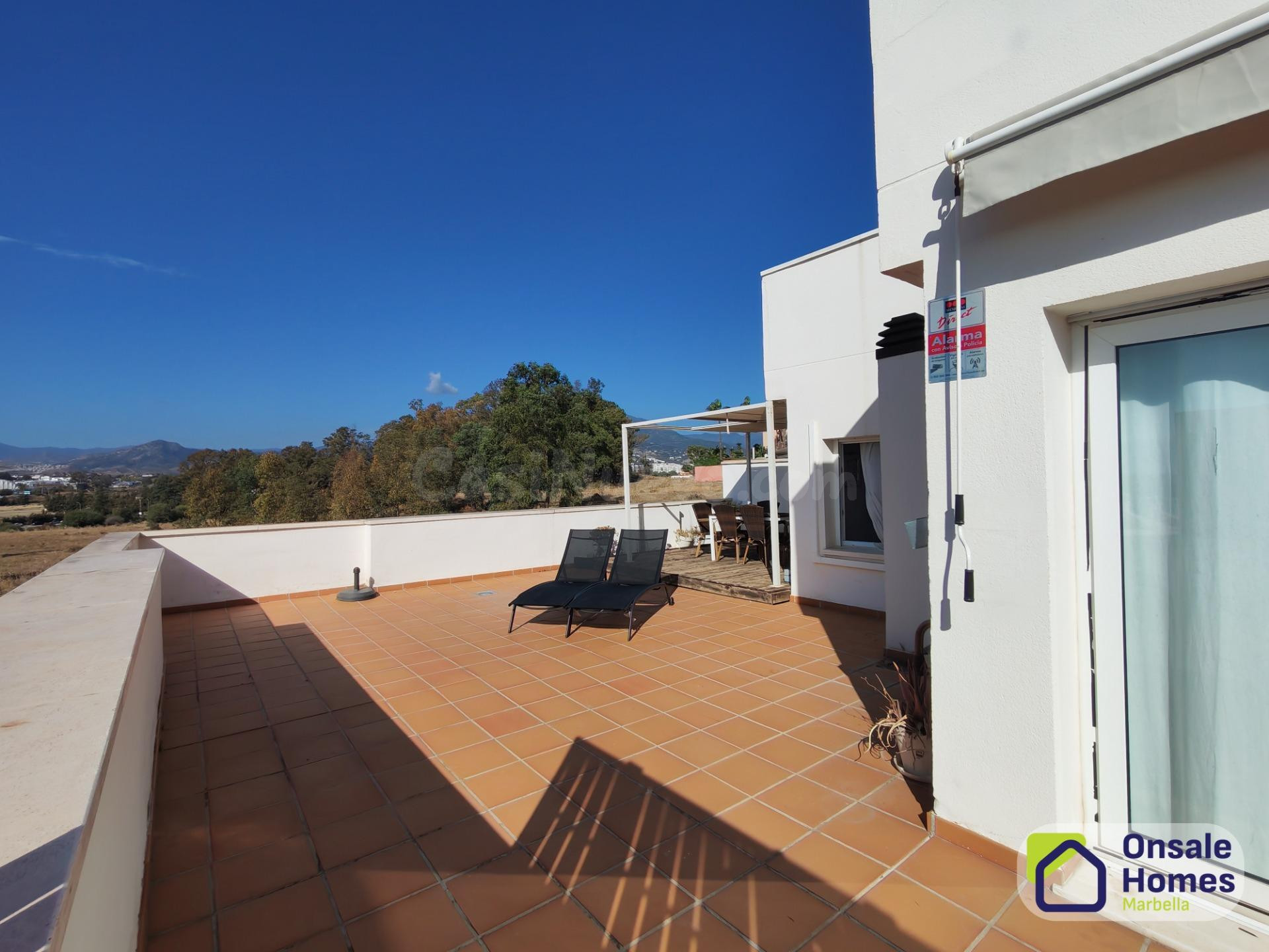 Fantástico piso en Terrazas del Rodeo, Nueva Andalucía, con  - foto 4