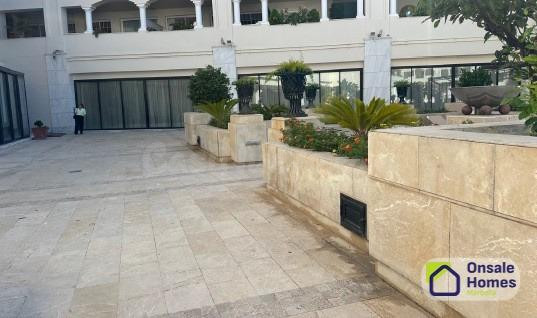 Amplio local en alquiler, zona centro de Marbella - foto 4