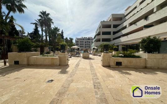 Amplio local en alquiler, zona centro de Marbella - foto 5