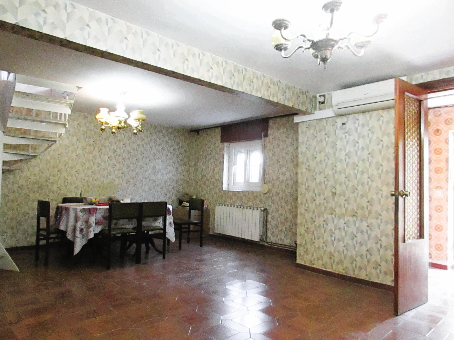 CHALET PAREADO CON PRECIOSAS VISTA JUNTO AL PARQUE NATURAL - foto 5