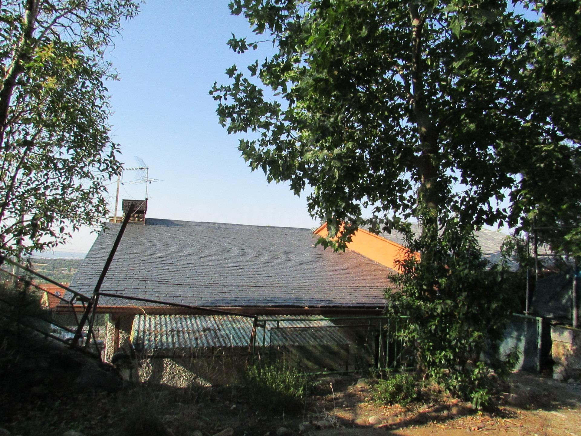OPORTINIDAD DE INVERSOS DE DOS CHALETS EN PARCELA COMPARTIDA - foto 4
