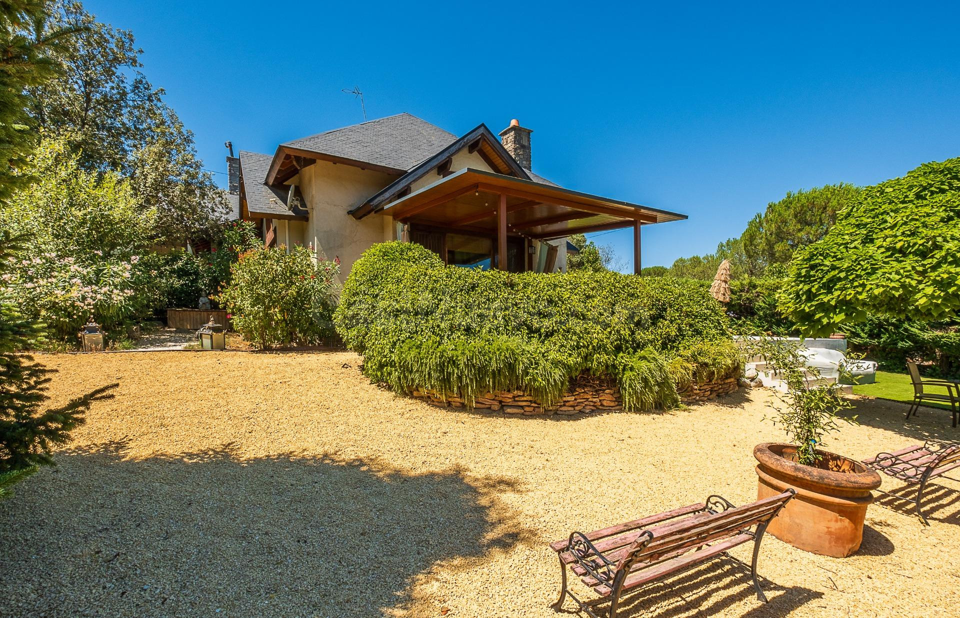 Chalet independiente en Guadarrama - foto 4