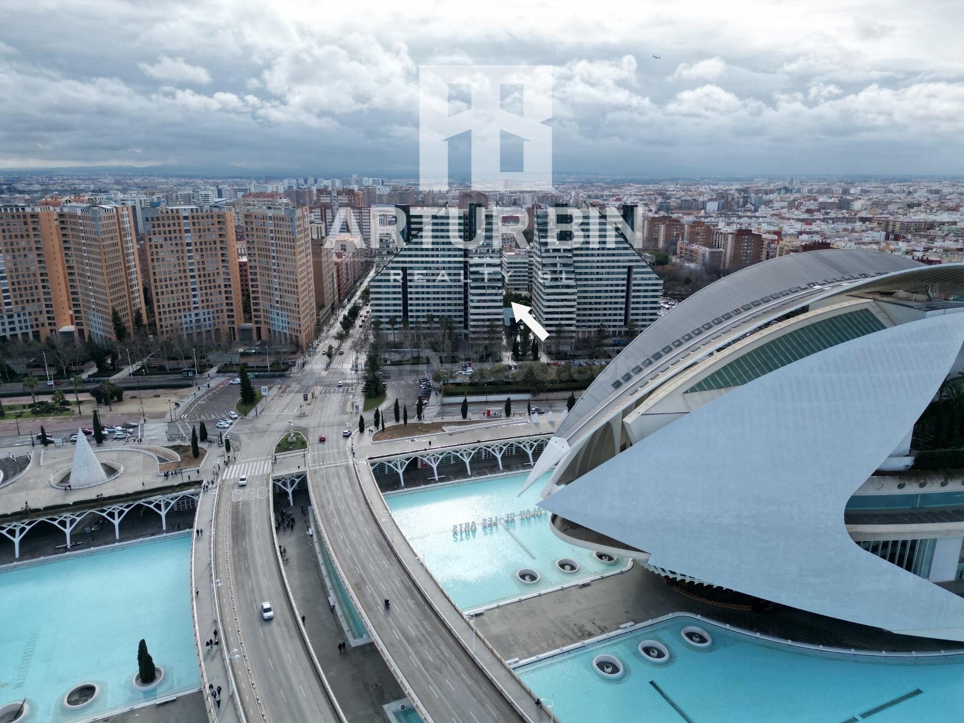Oficina 10 habitaciones 352m² en venta - Ciutat de les Arts 