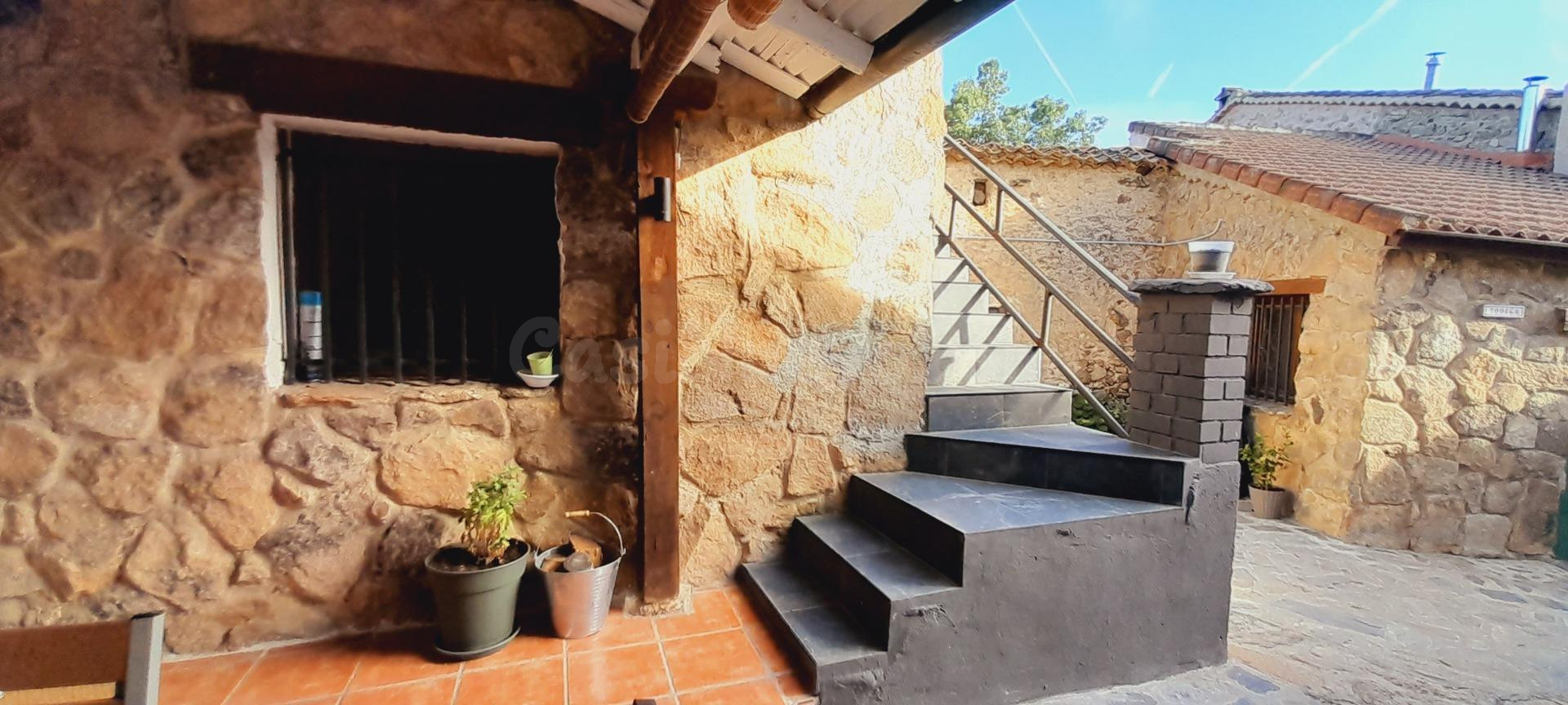 VIVIENDA UNIFAMILIAR EN SOTOSALBOS, REFORMADA ÍNTEGRAMENTE C - foto 2