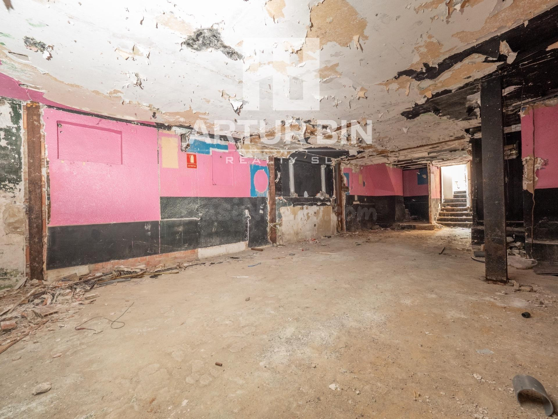 Local comercial 92m² en venta - Ciutat Vella - foto 4