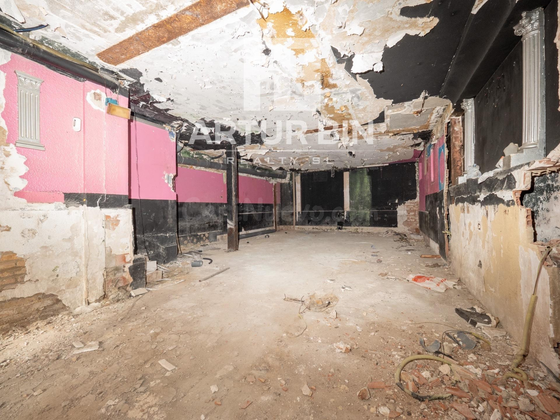 Local comercial 92m² en venta - Ciutat Vella - foto 5