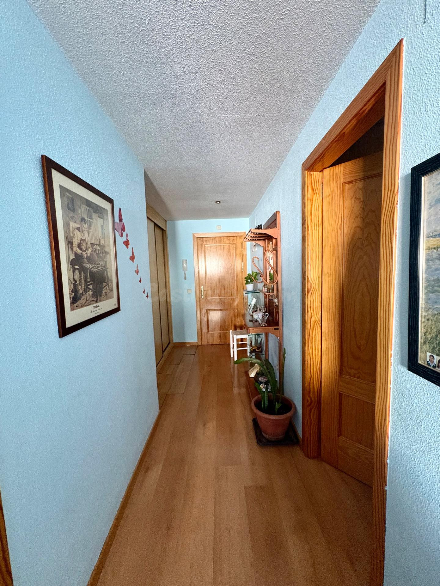 PISO DE 1 DORMITORIO CON TERRAZA Y GARAJE - foto 4