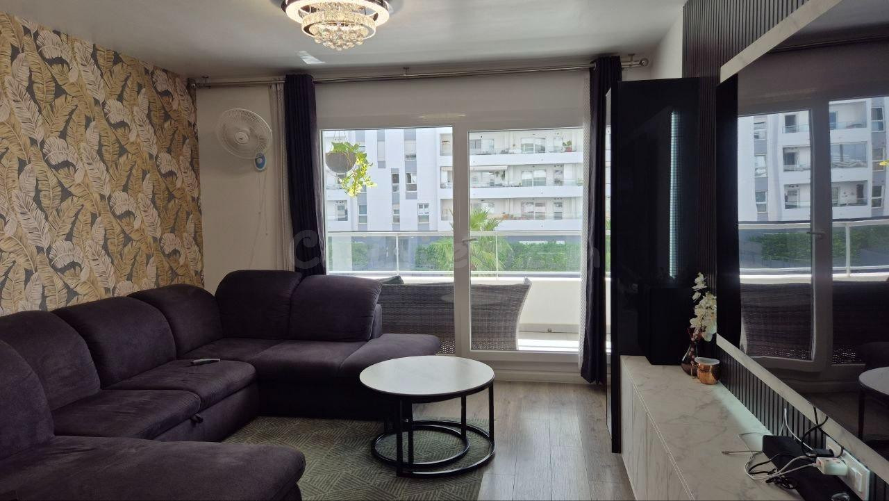 Piso 2 habitaciones 80m² en alquiler - Malilla