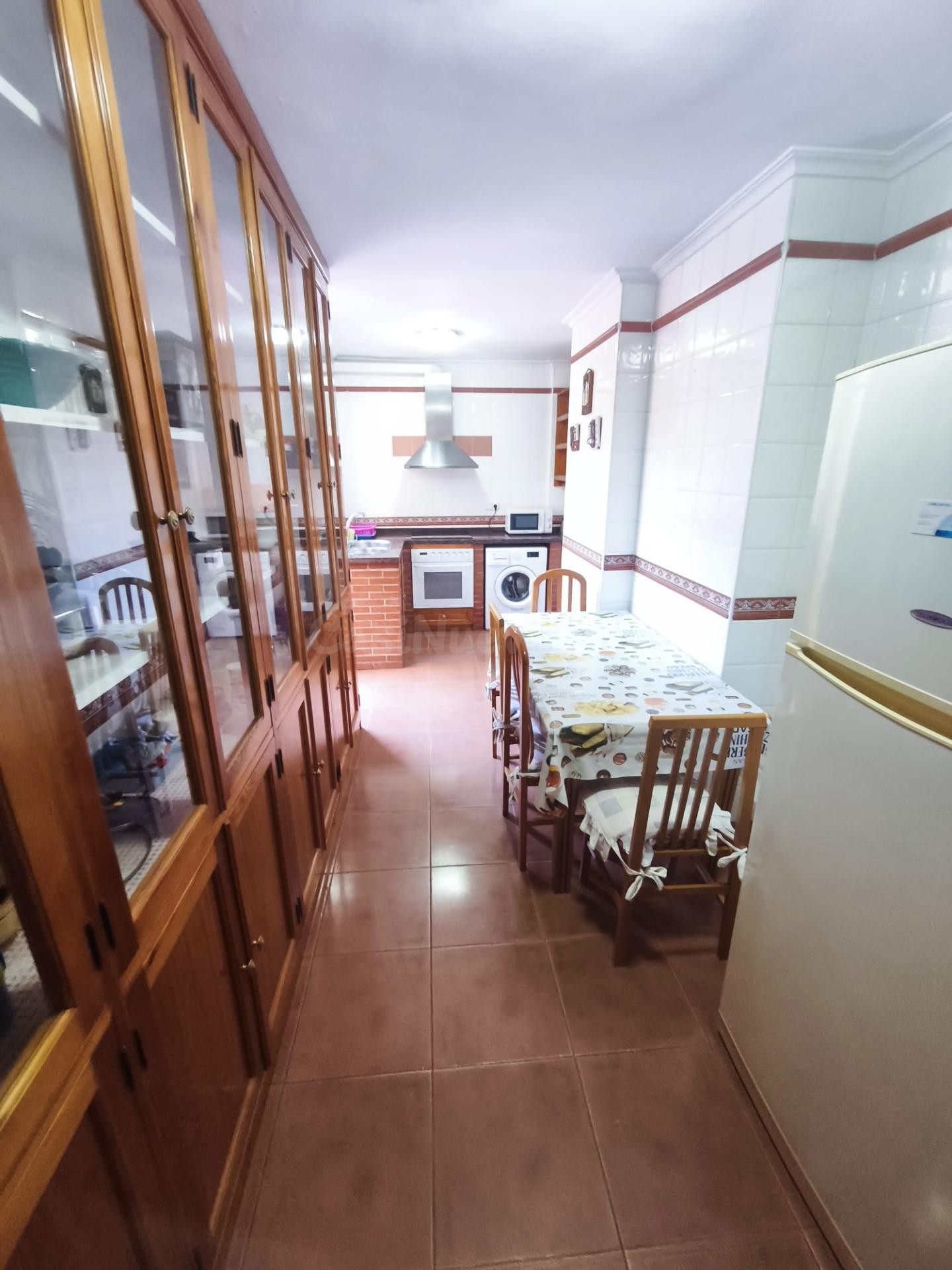 Exquisito Piso en Almería: Lujo y Comodidad en Zapillo - foto 4